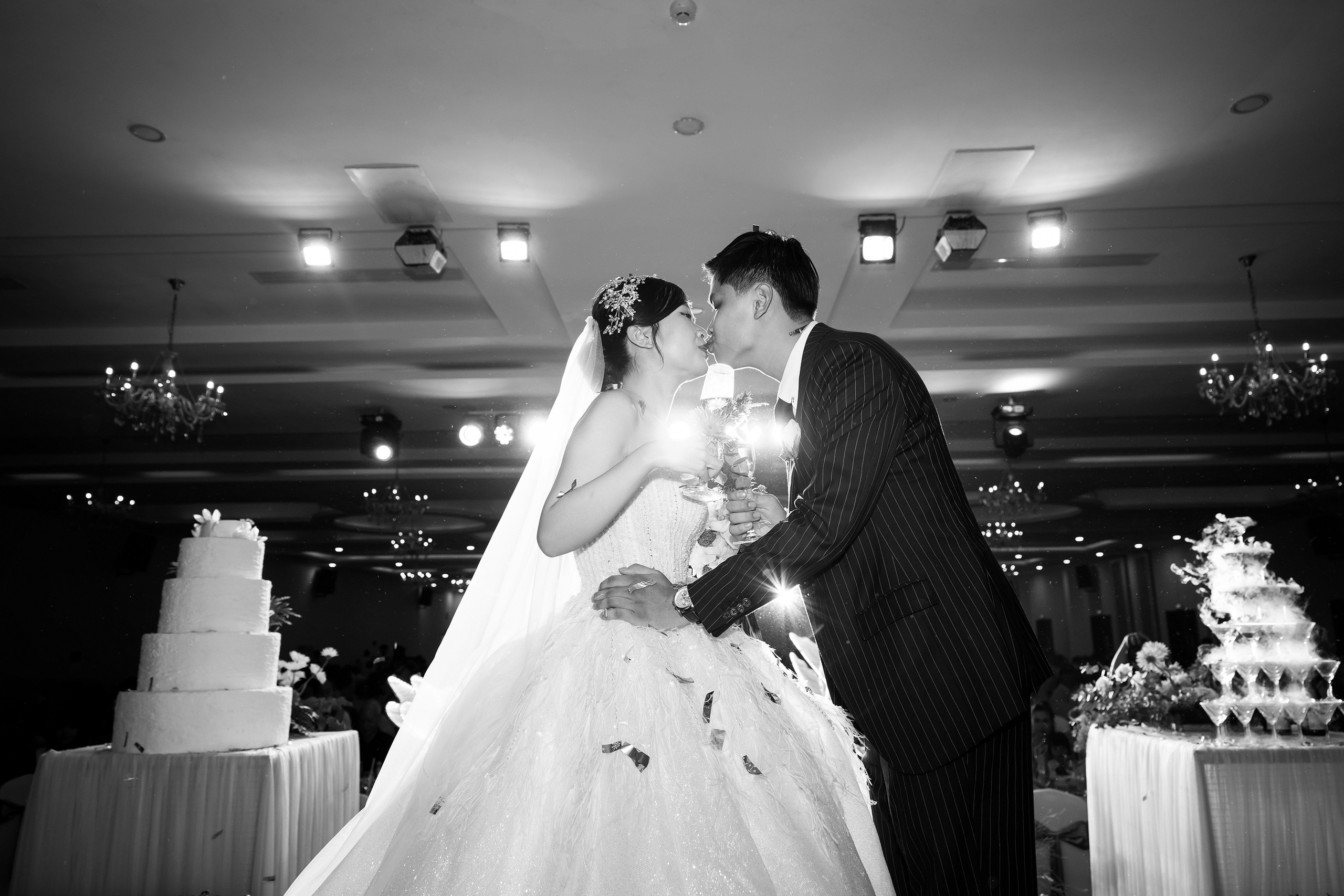 TOAN & VY / Wedding Journalism. Saigon Wedding Present | Art Beyond Moments