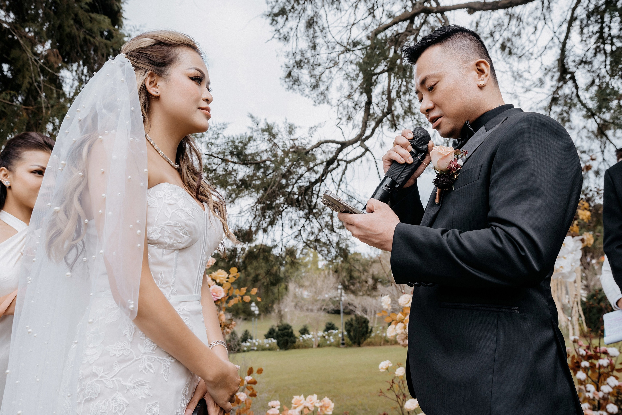 JESSE & MIMI / The Vows. Nhiếp ảnh gia đám cưới hàng đầu tại Thành Phố Hồ Chí Minh