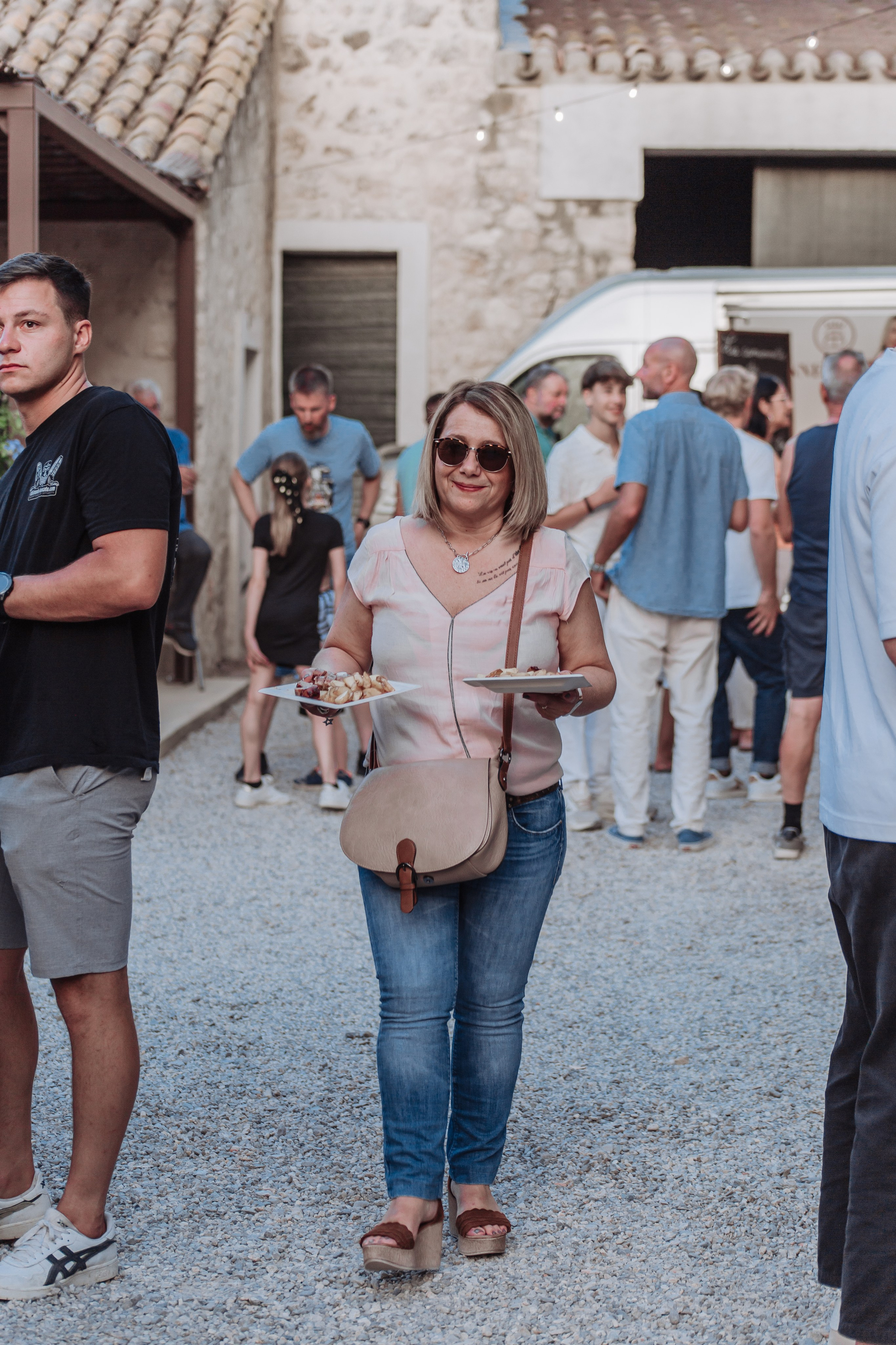 Reportage de fête au Château Prat de Cest. Professional Photographer in France | Poitiers, Tours & Châtellerault | Portrait, Family, Corporate & Wedding Photography