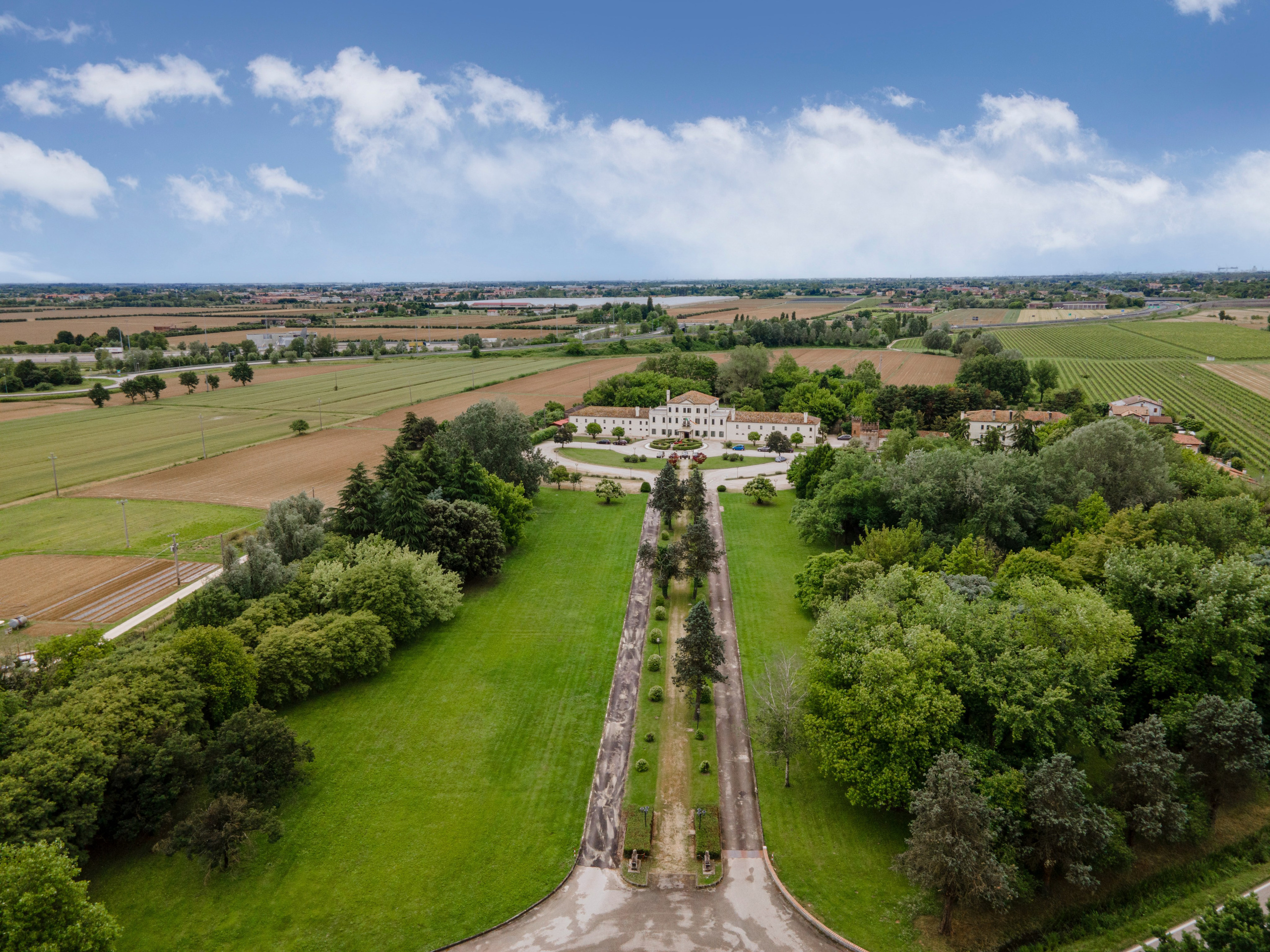 Wedding. Fotografo professionista specializzato in fotografia di matrimoni, cermonie ed eventi!