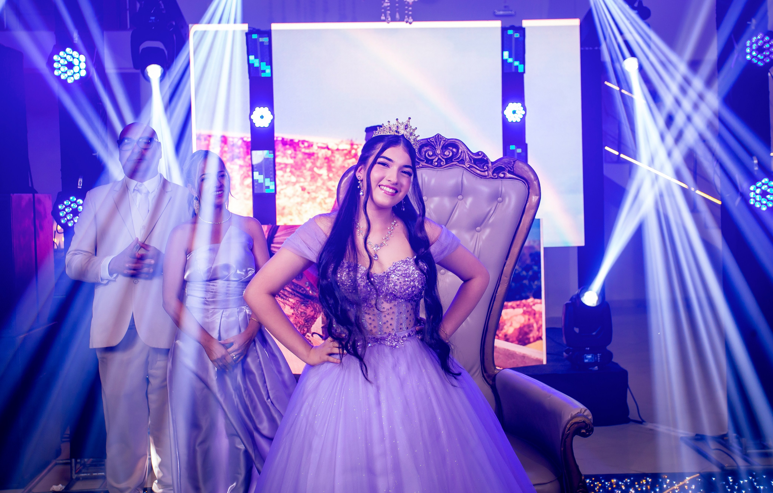 XV Anos Maria Eduarda (Tema rapunzel). Flavio Nunes Fotografia (Fotografo especializado em Fotografia de 15 Anos e Ensaios)