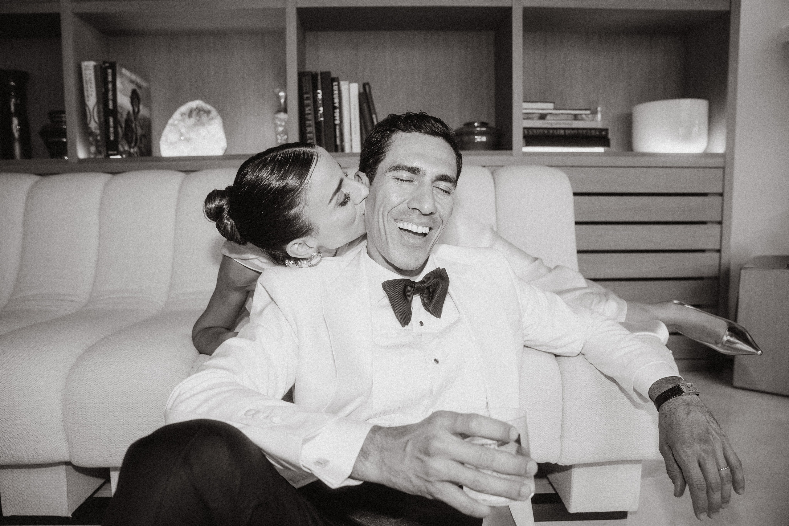 Price. Paola wedding photographer / videographer in Barcelona