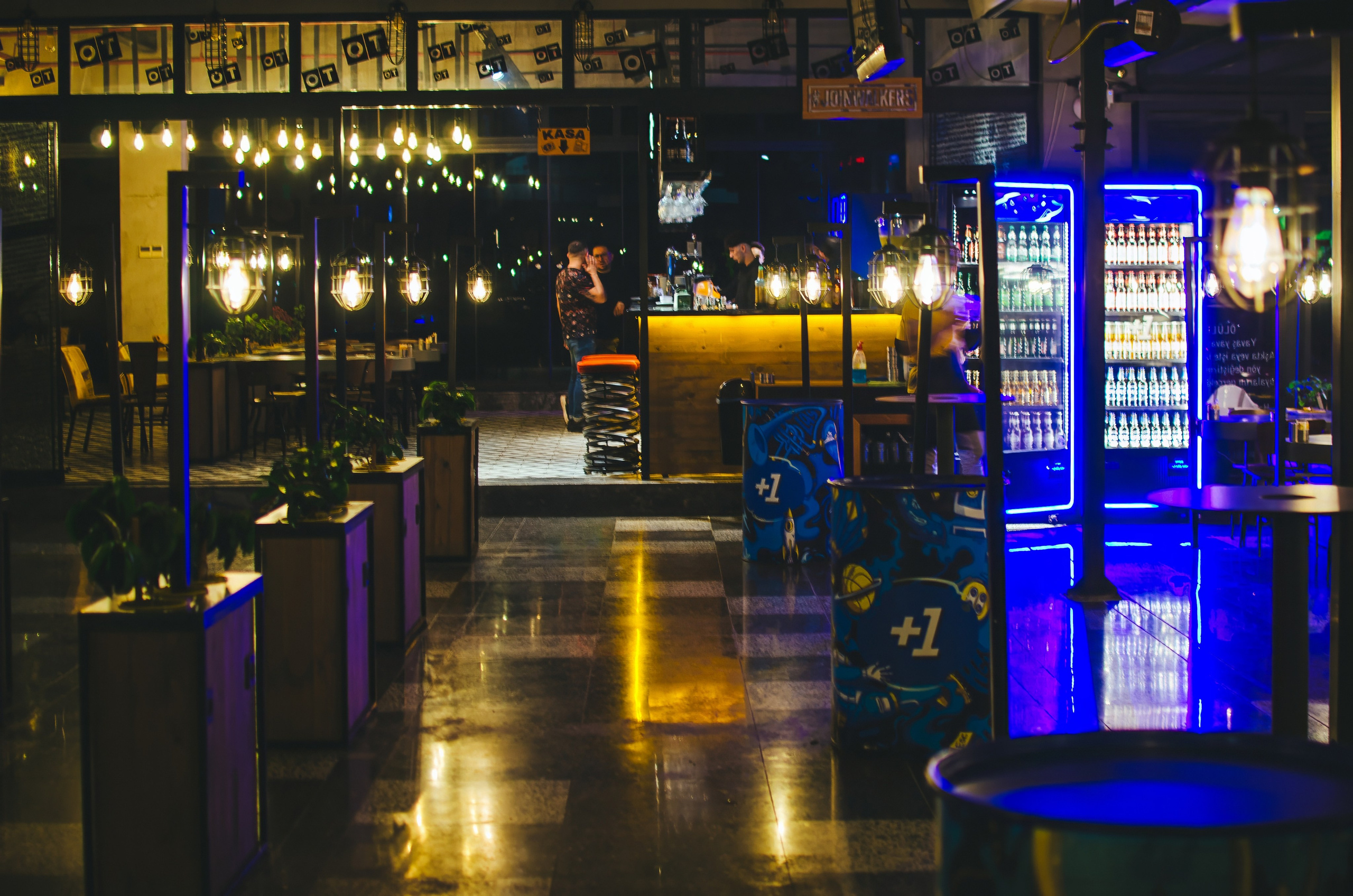 Party at OT cafe. Event photographer Alena Iurchenko