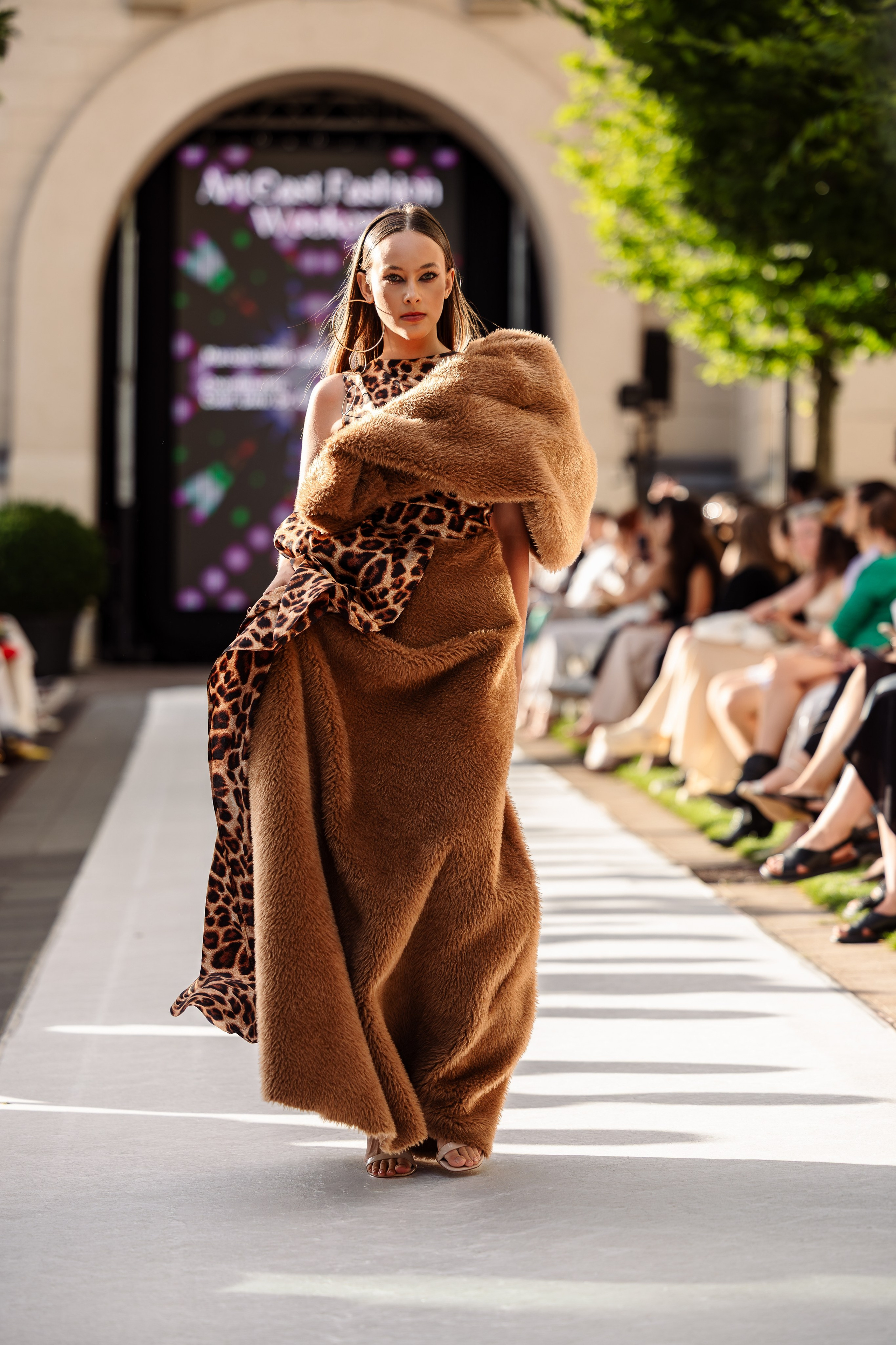 Art East Fashion. Marius Ciocan