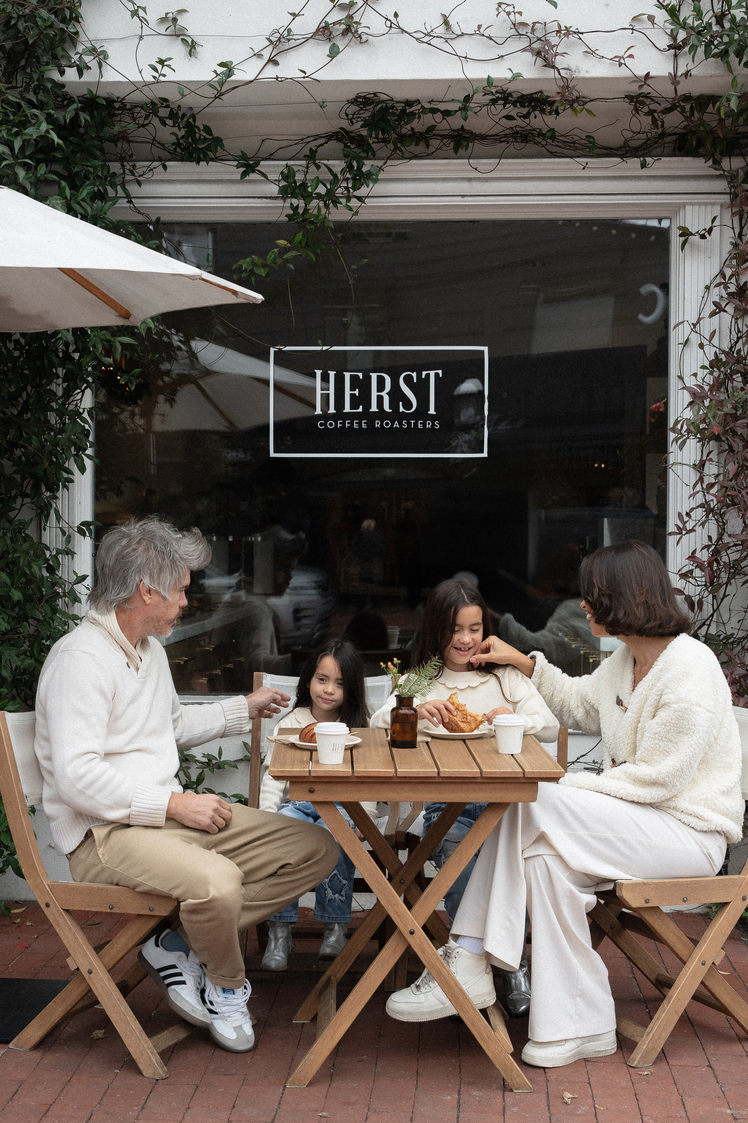 Christmas Family Shoot. Portrait, family, maternity & wedding photography & videography in SoCal Kseni Vibe