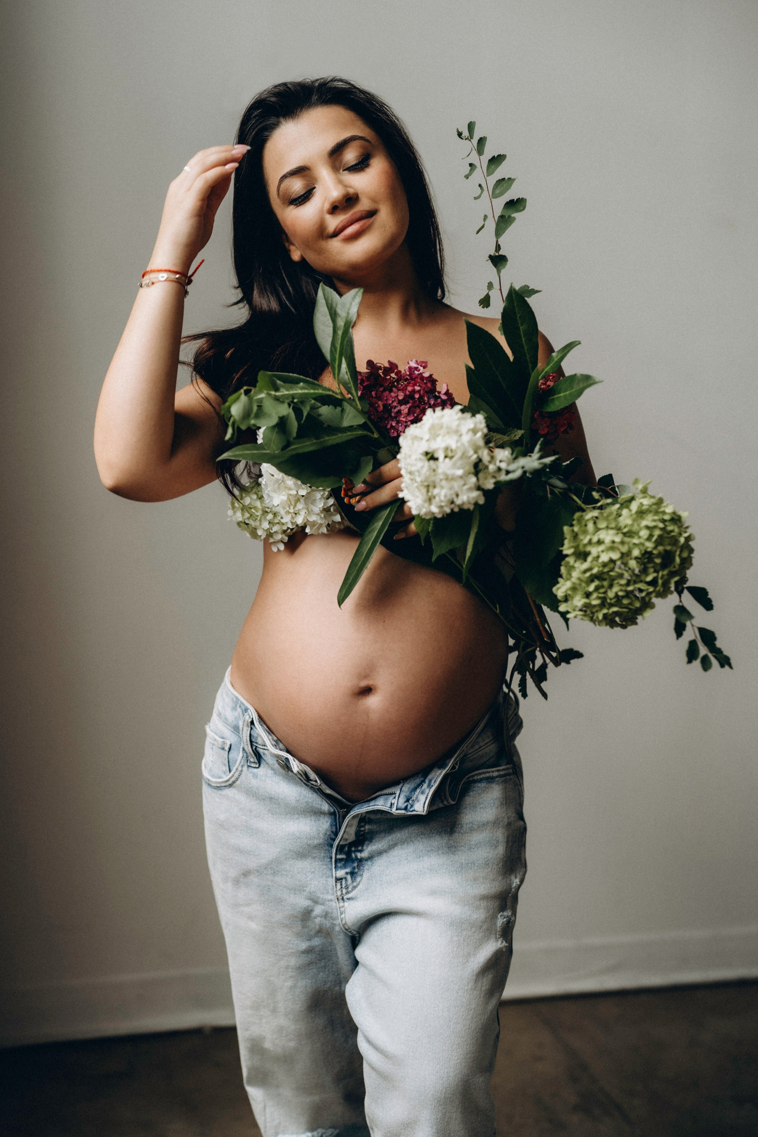 D + S. Modern maternity photographer in Long Island New York