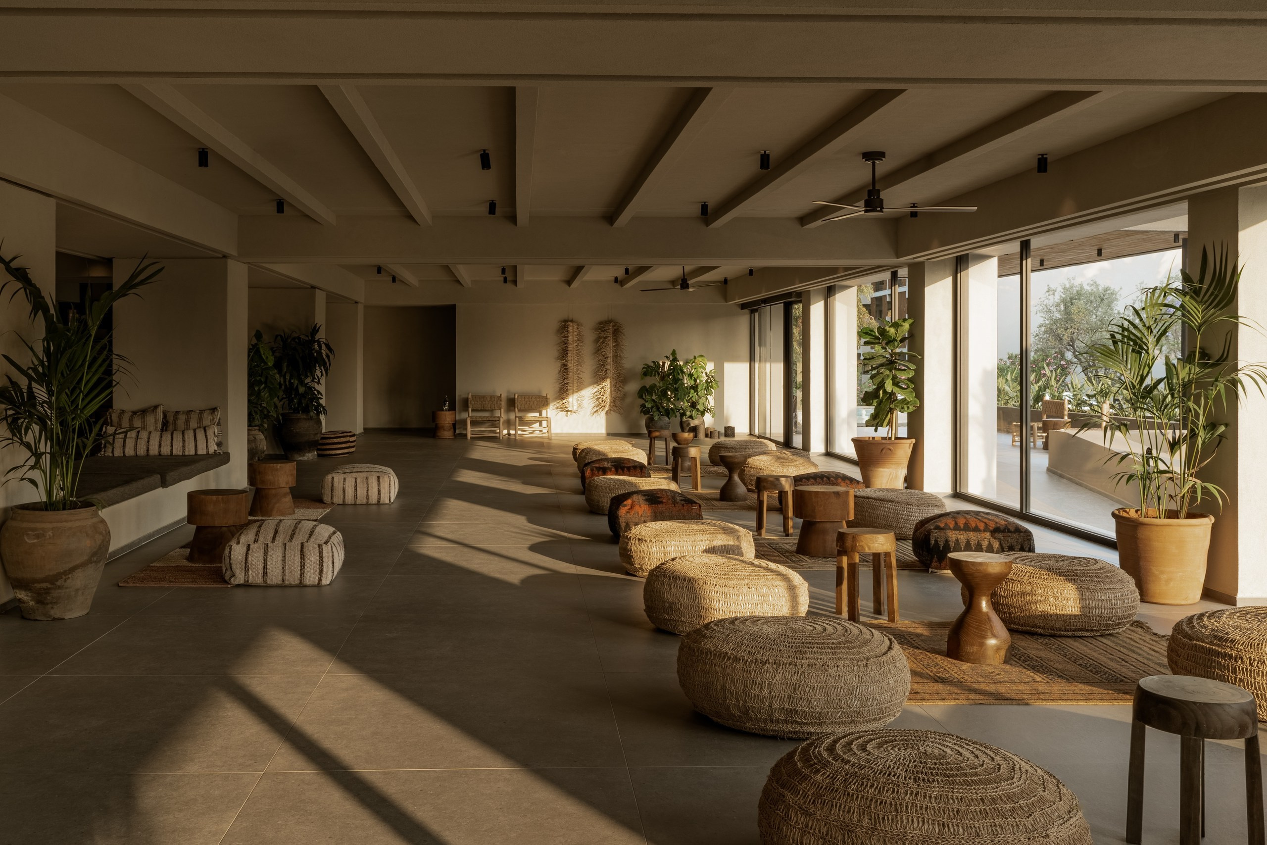 Kolympia. Photo & Videos