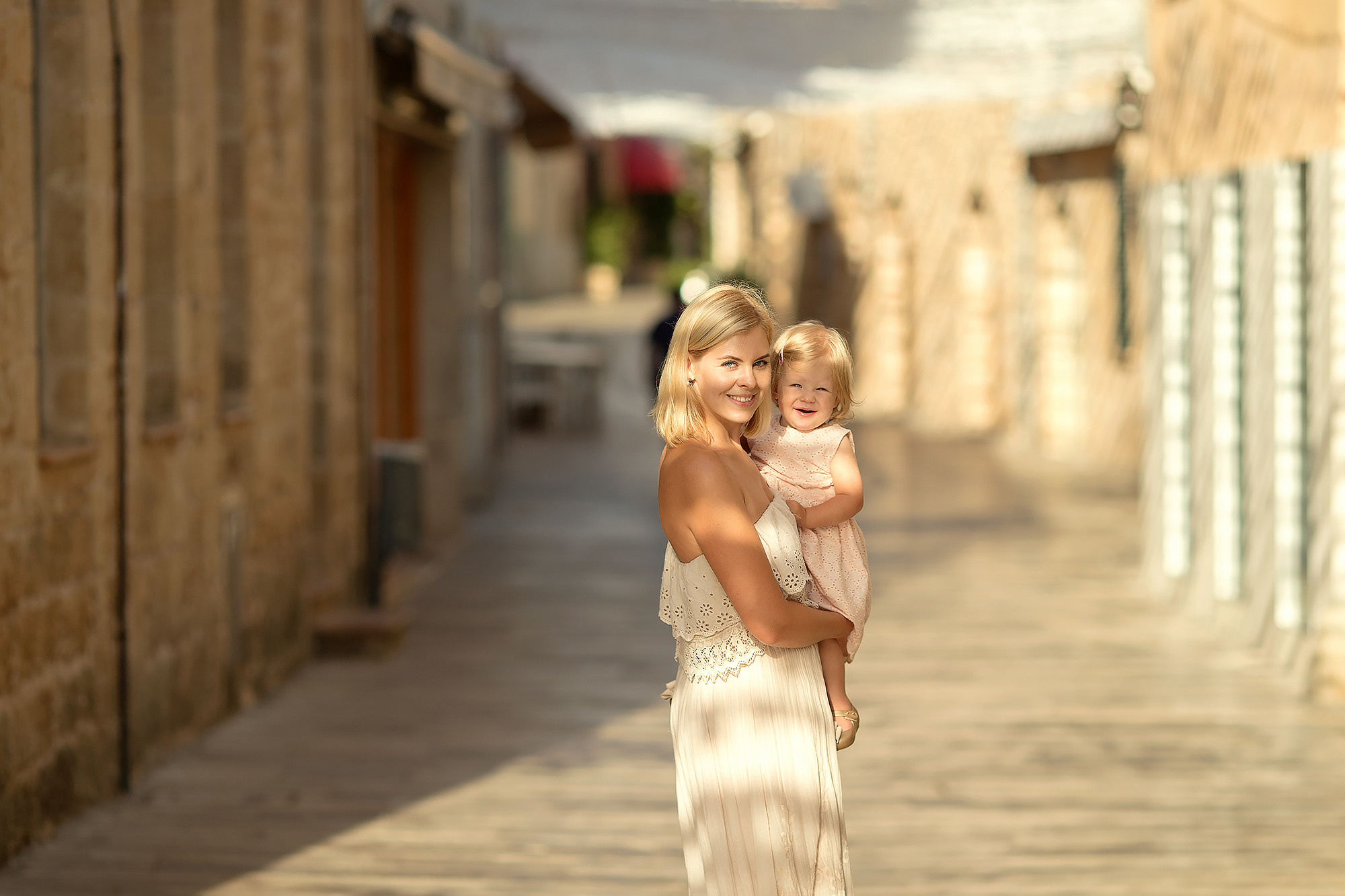 Sunny Mallorca. Children’s and family photographer Anna Krasovitskaya