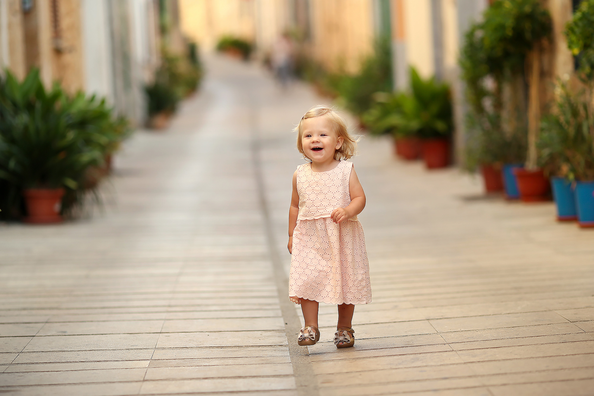 Sunny Mallorca. Children’s and family photographer Anna Krasovitskaya