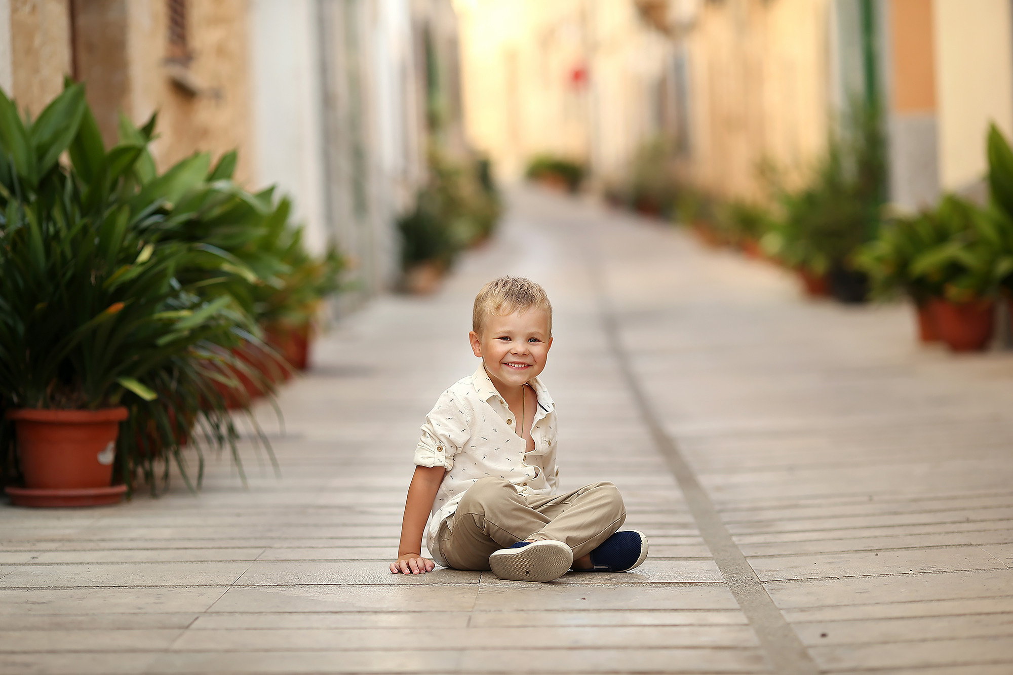 Sunny Mallorca. Children’s and family photographer Anna Krasovitskaya