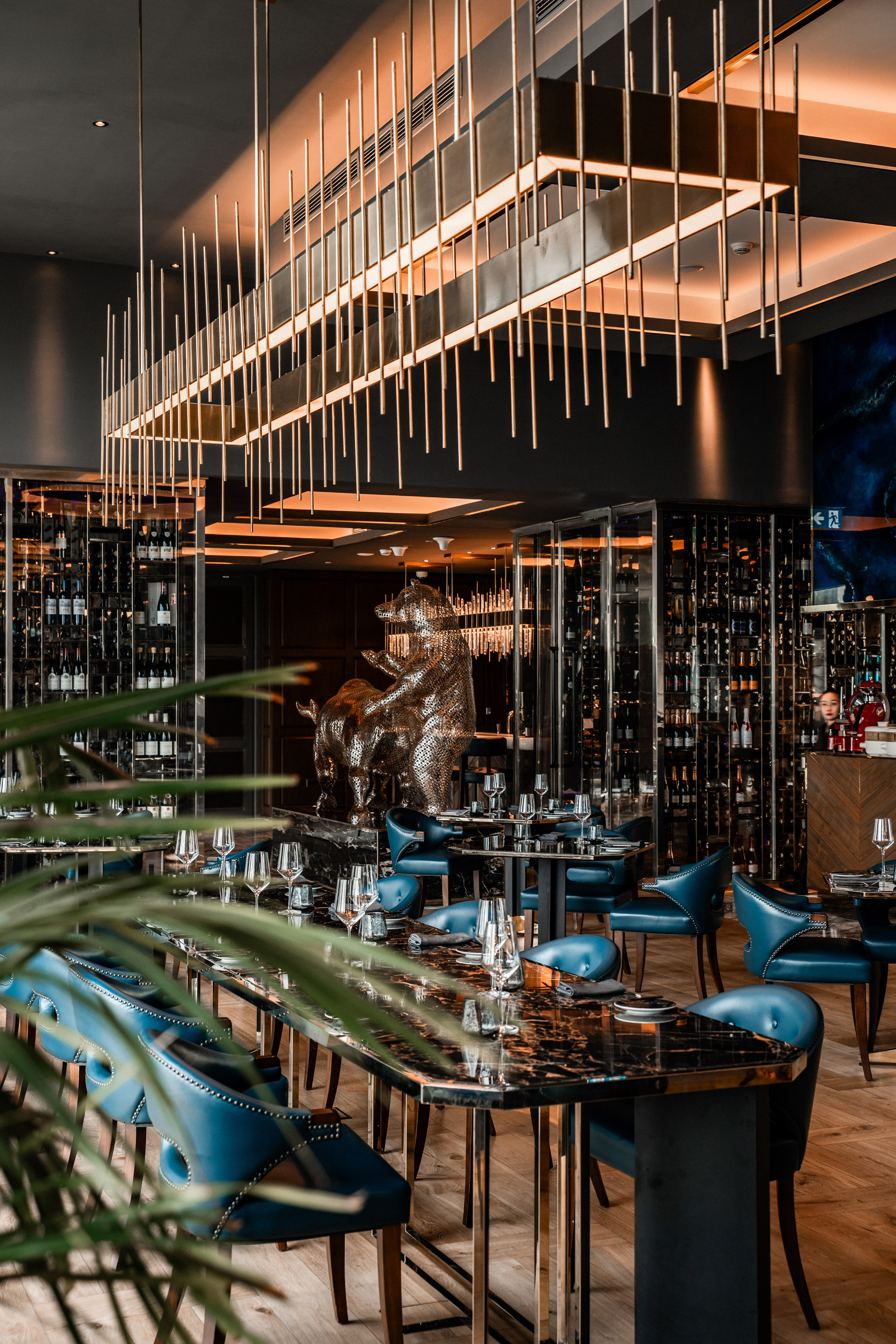 INTERIOR. Photo and video production. Editing & retouching services. Training