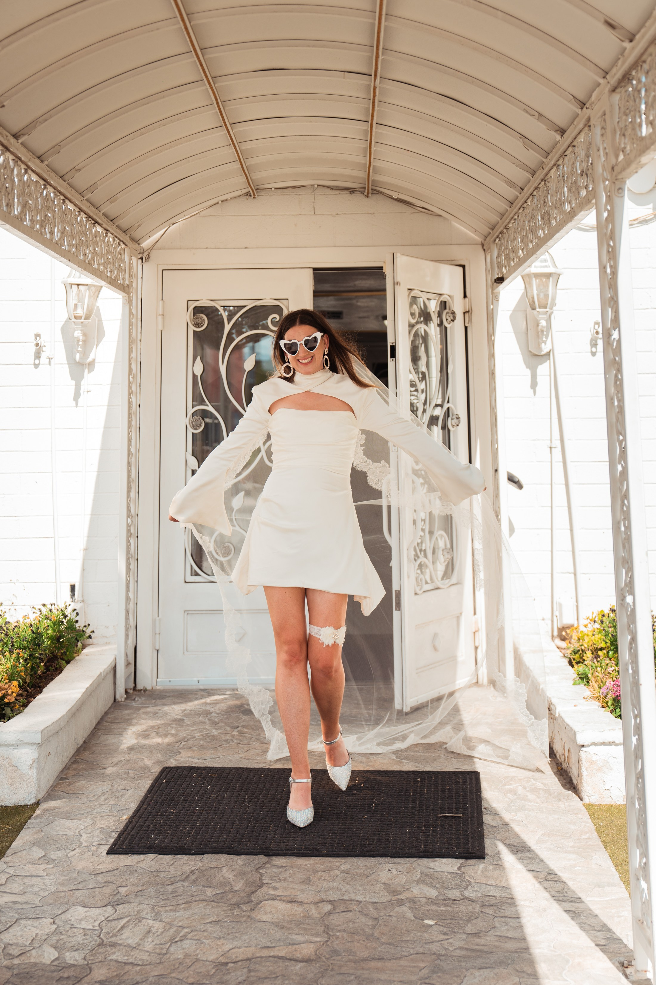 Nikki&Aaron. Wedding & elopement photographer Viktoriya Kravtsov. Las Vegas