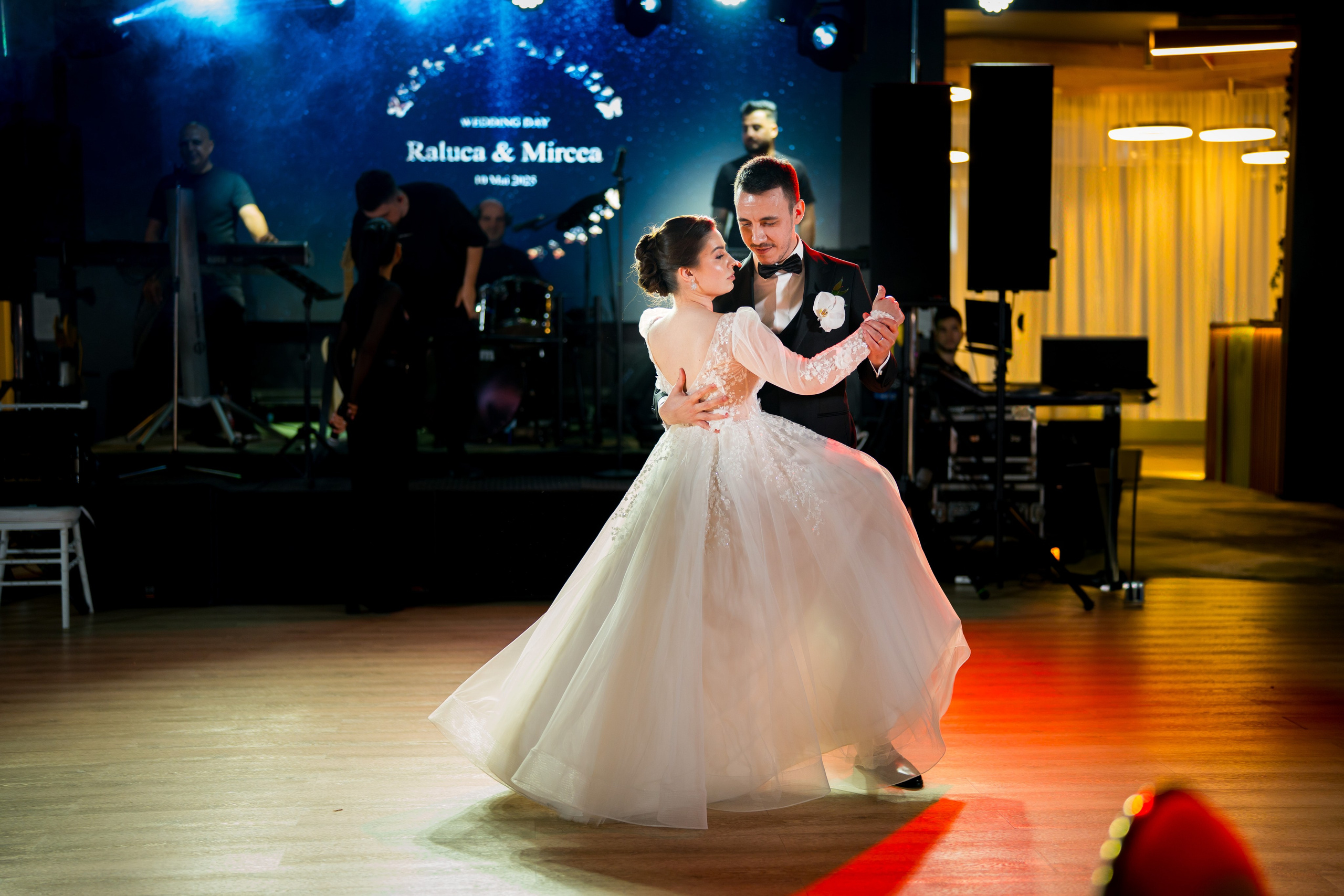 PARTY. Gabriel Florea — Fotograf nuntă București