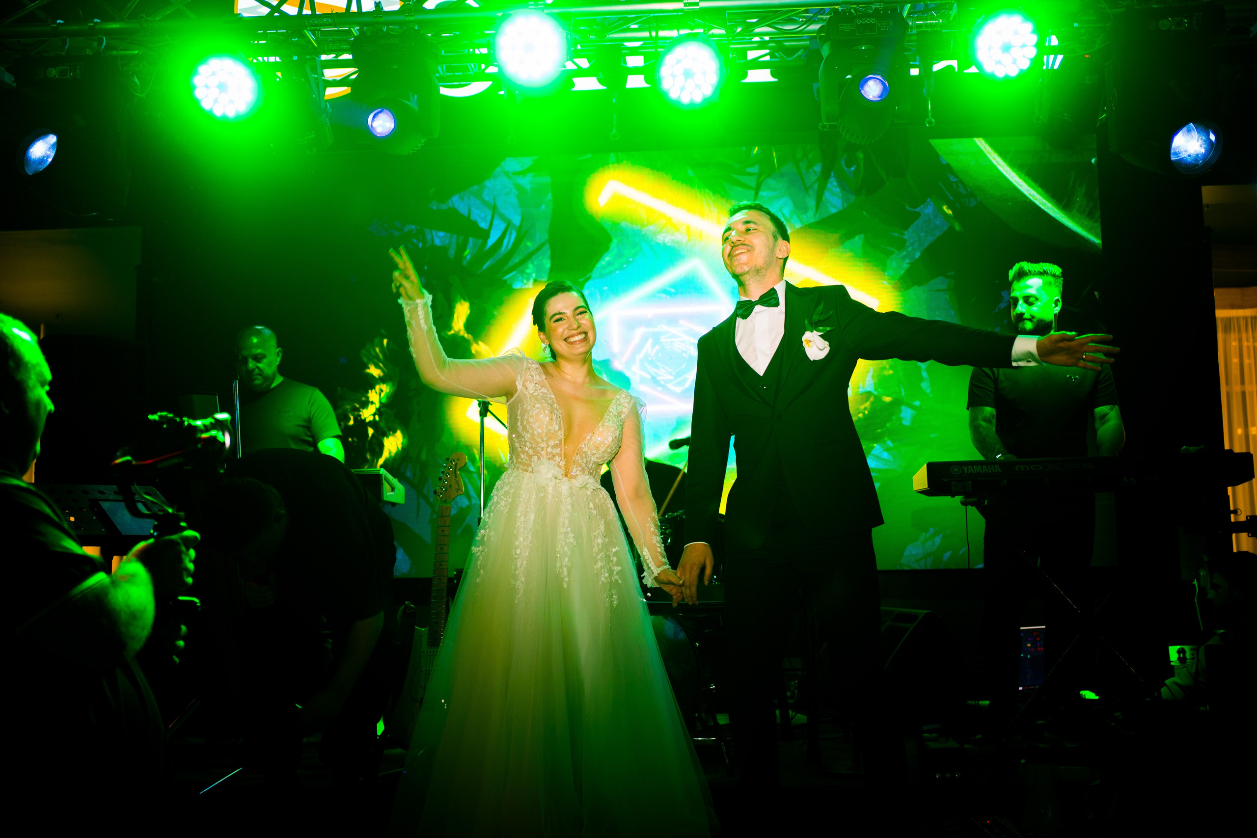 PARTY. Gabriel Florea — Fotograf nuntă București