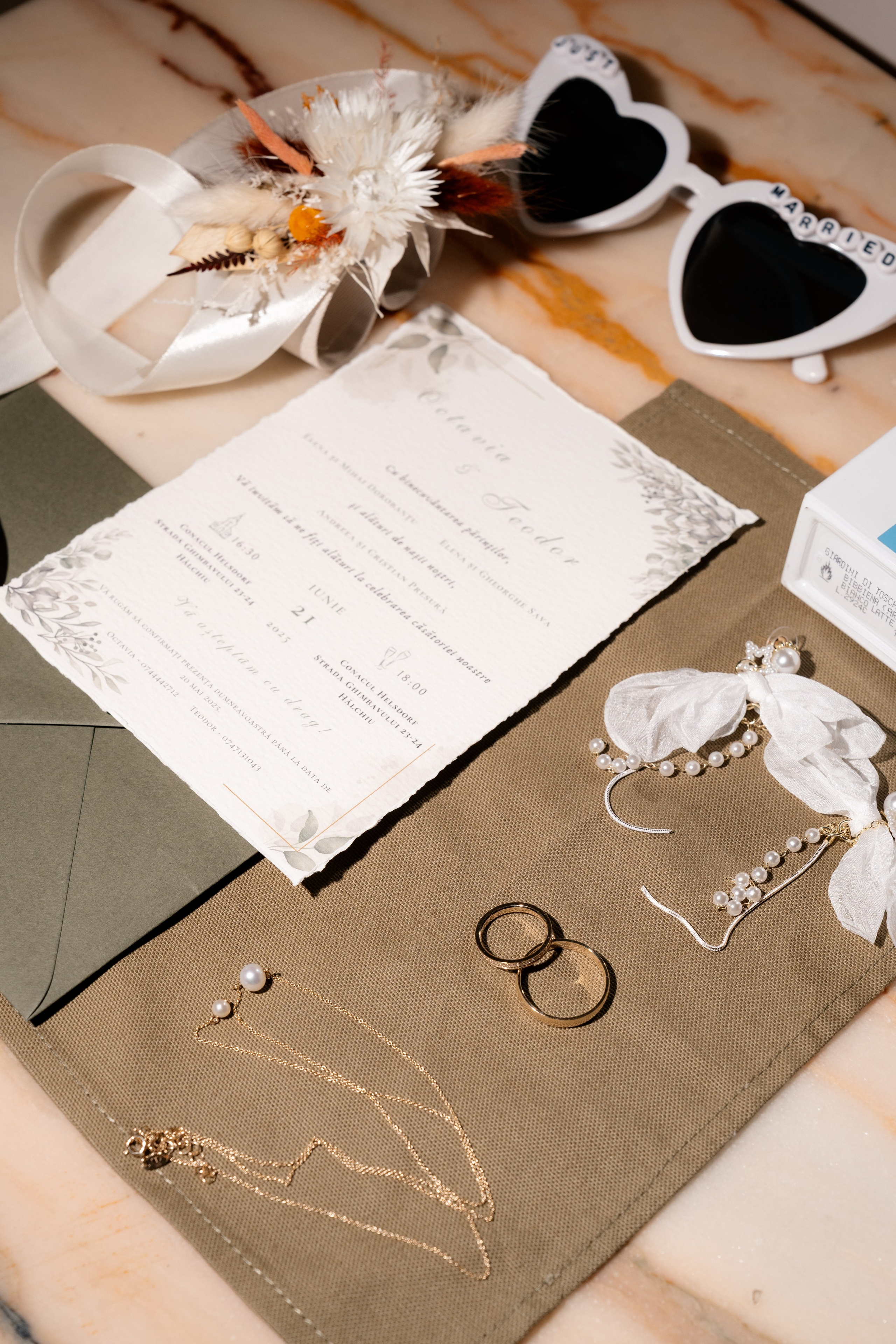 Octavia & Theo. Destination Wedding Photographer Alex Pasarelu