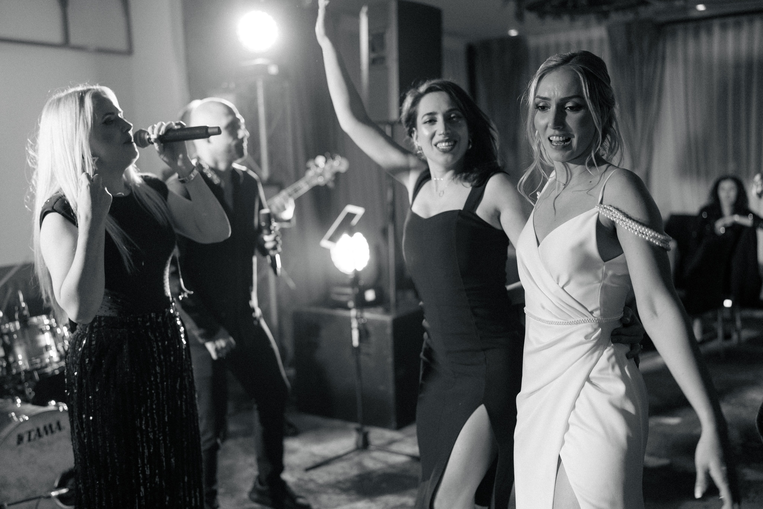 Madisson & Alex. Destination Wedding Photographer Alex Pasarelu