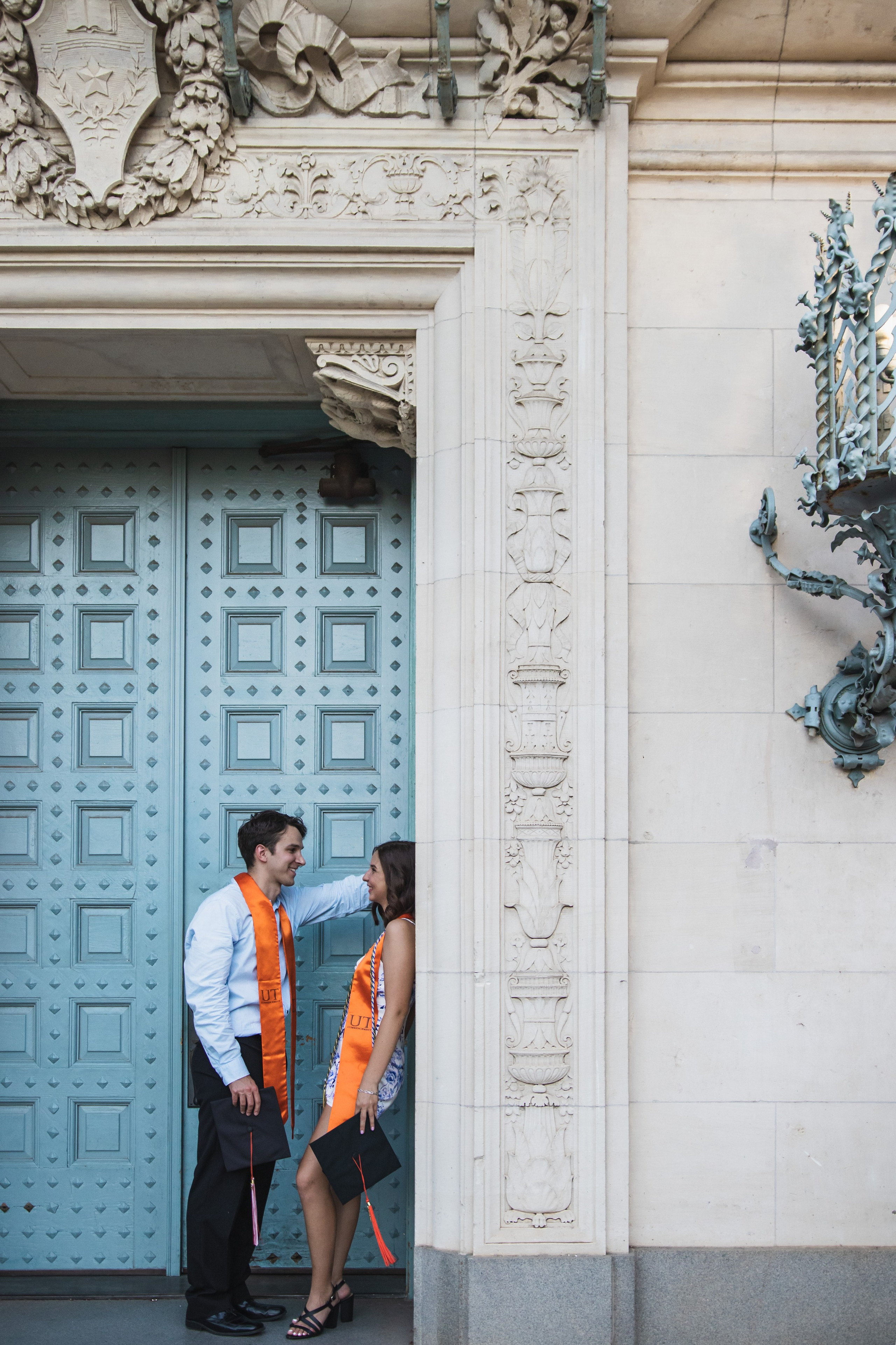 Group senior photoshoot at the University of Texas Austin