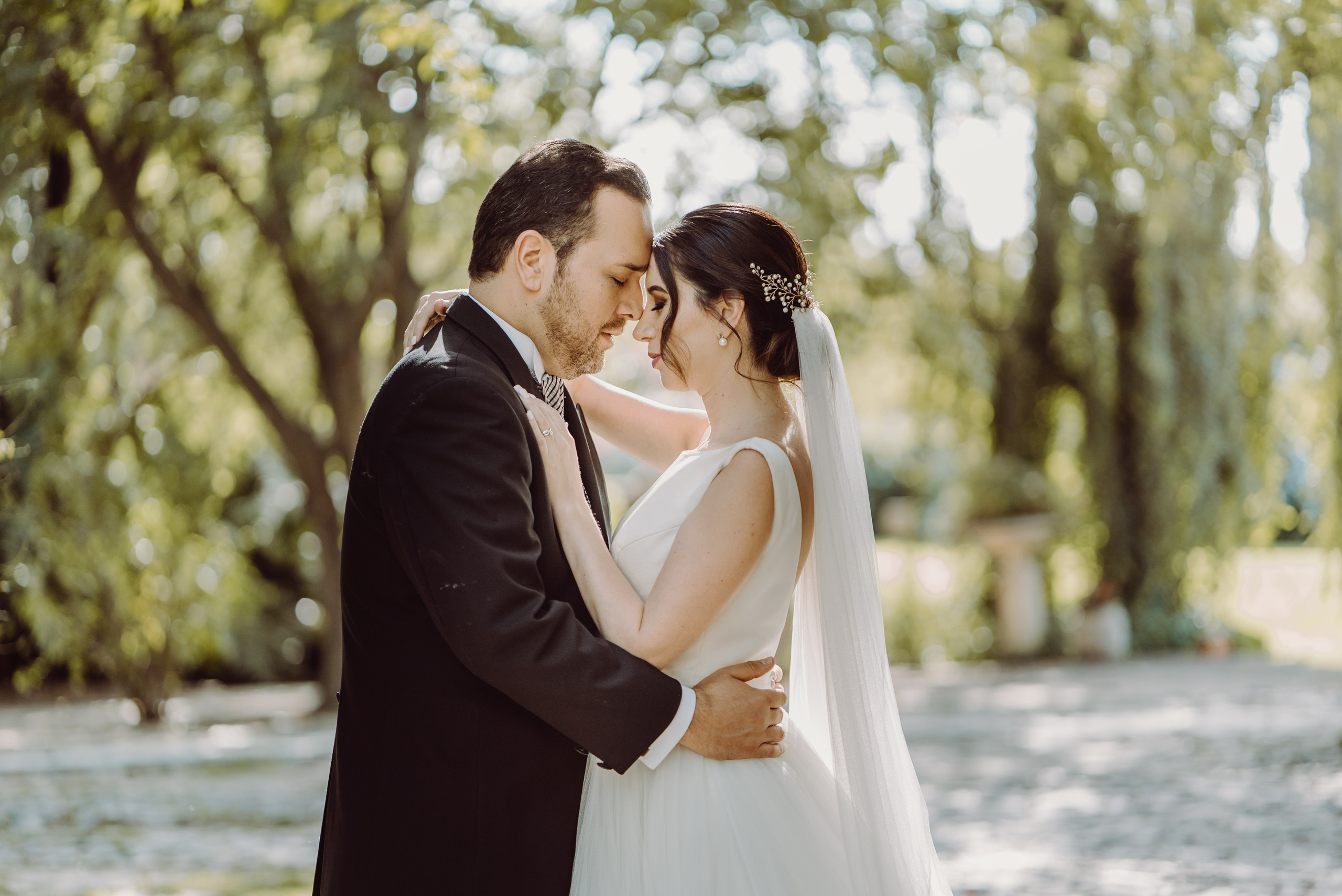 WEDDING PHOTOS. Wedding Photographer and Filmmaker in Guadalajara Mexico Abraham Linares