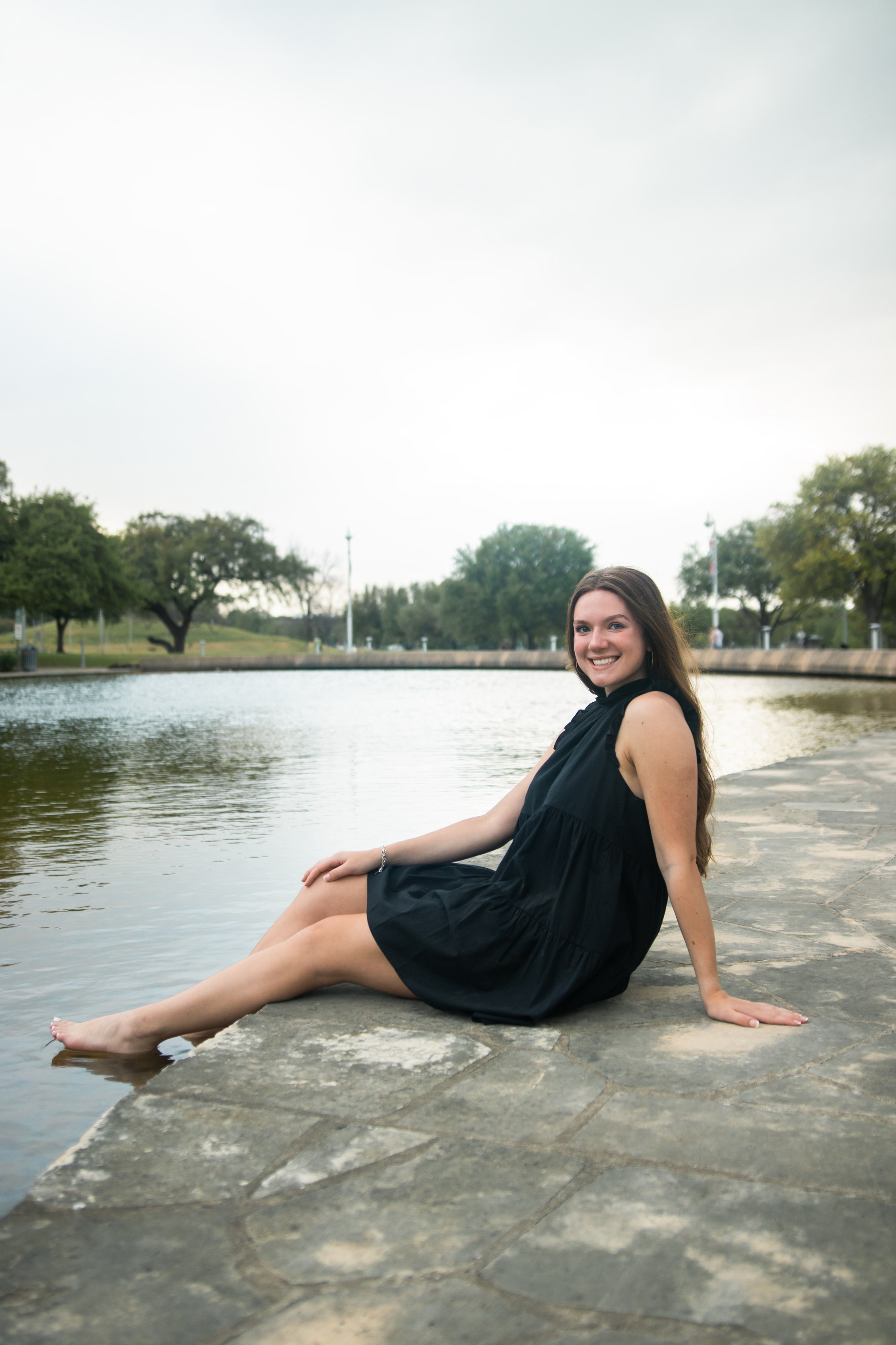 Avery’s senior photoshoot at Auditorium Shores