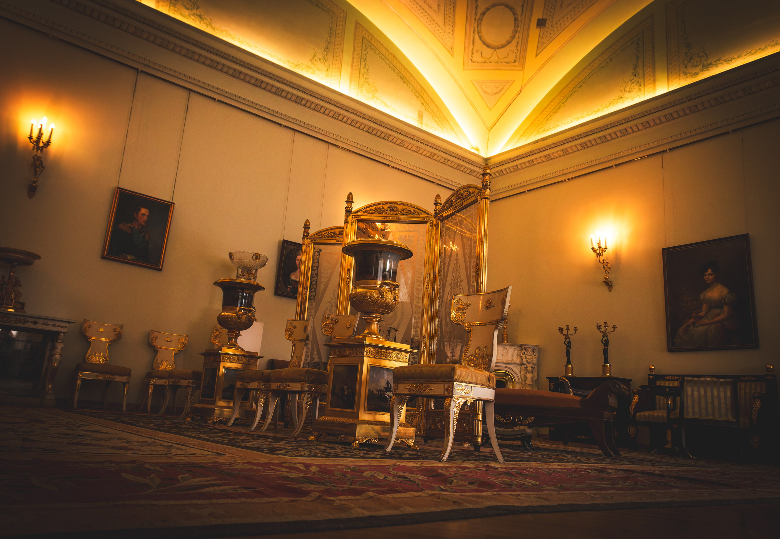 Puhkus Peterburis (Ermitaaž, Shadow muuseum, Grand Maket Venemaa, ArtMuza). Nebula 25 — Fotod teie hingele