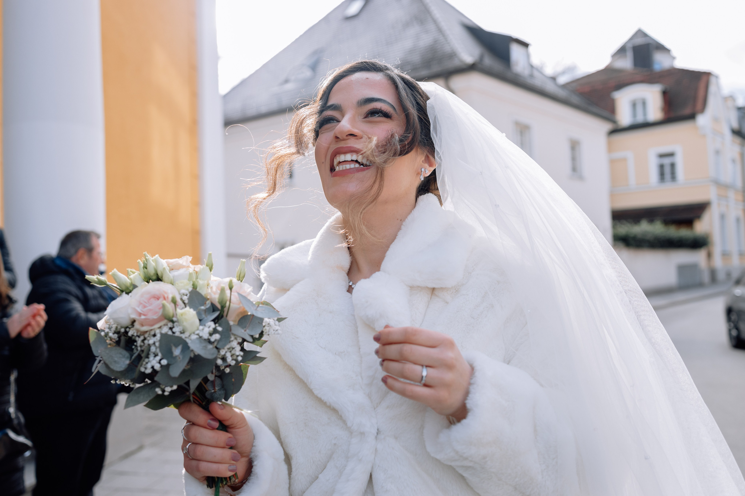 Emotionale Trauung im Herzen von München | Mandlstraße Schwabing. Hochzeitsfotograf München Taufe Familienfotograf Tanja Mauke