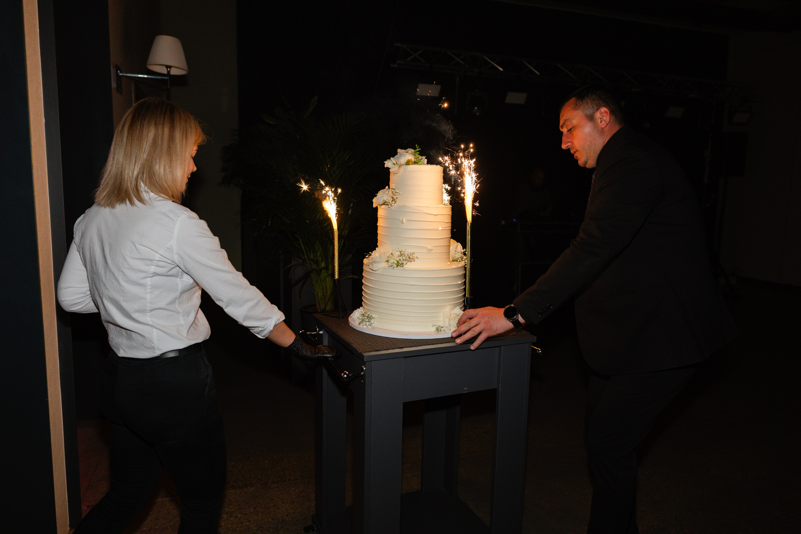 Flori & Cosmin. Main