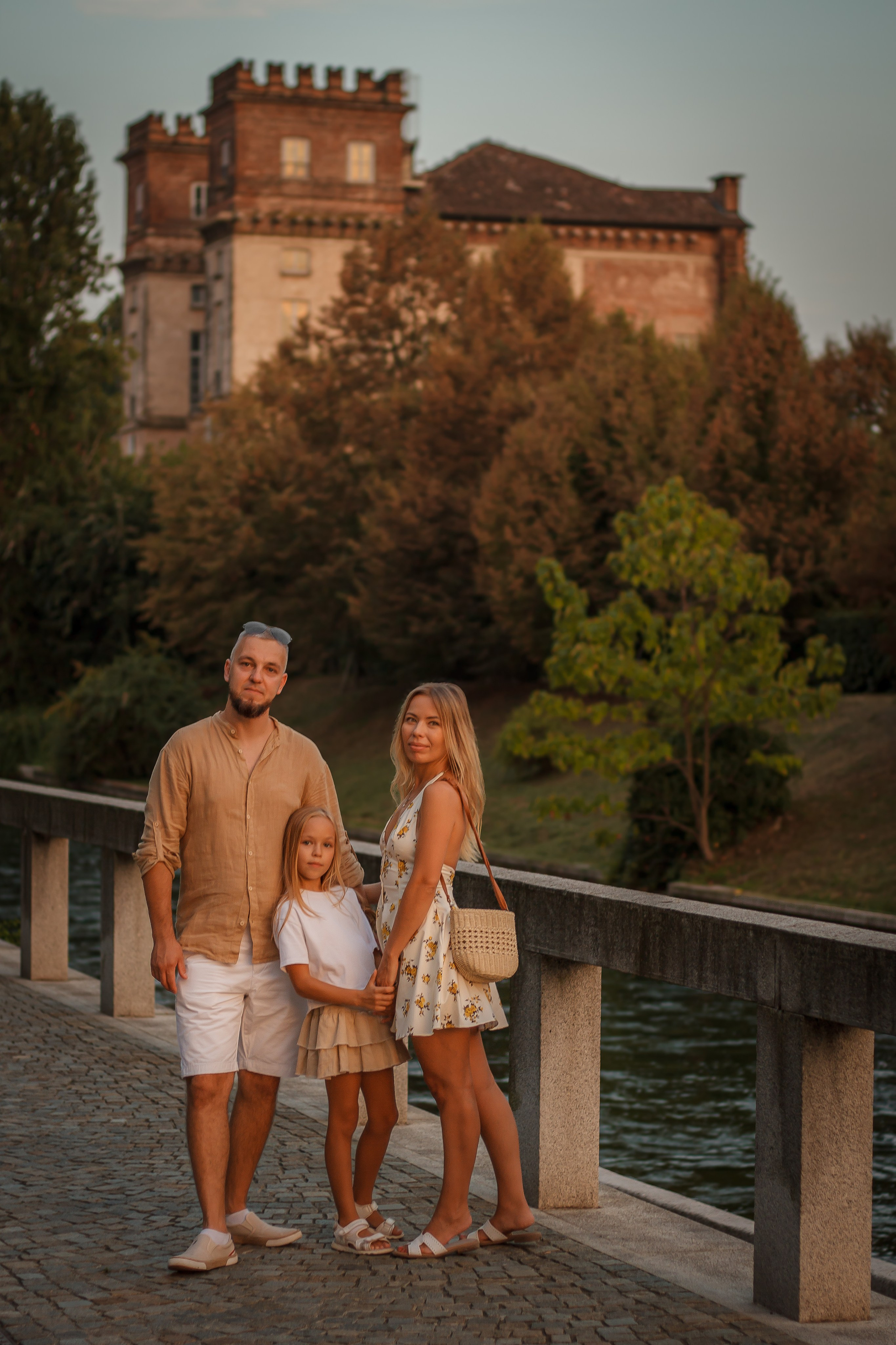 Famiglie. Fotografa a Legnano e Novara — famiglie, coppie, ritratti, Love Story, passeggiate fotografiche e servizi a Milano per turisti