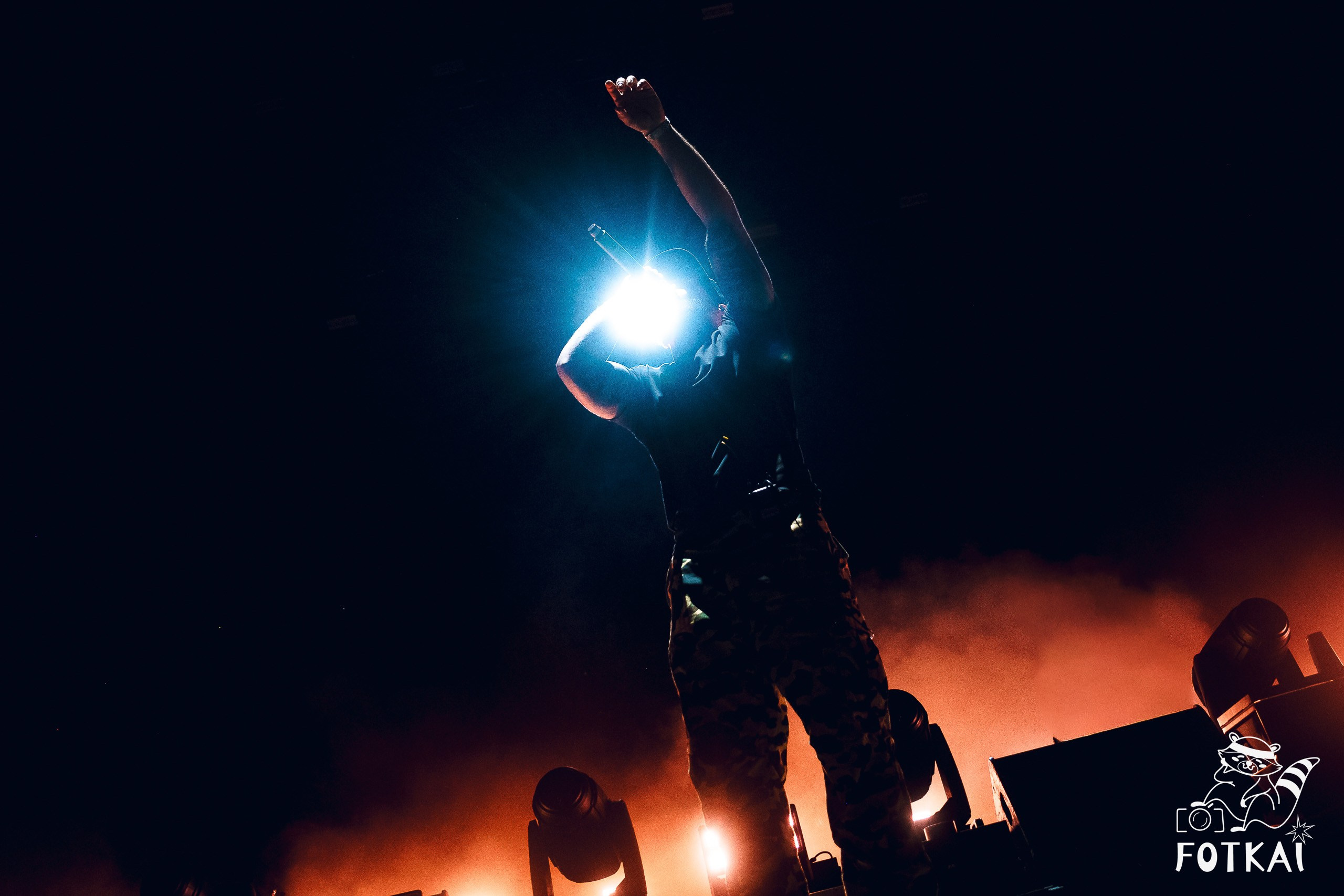 JC Reyes at Brilla Torrevieja Festival — Live Concert Photos in Torrevieja, Spain, 2026 | FOTKAI