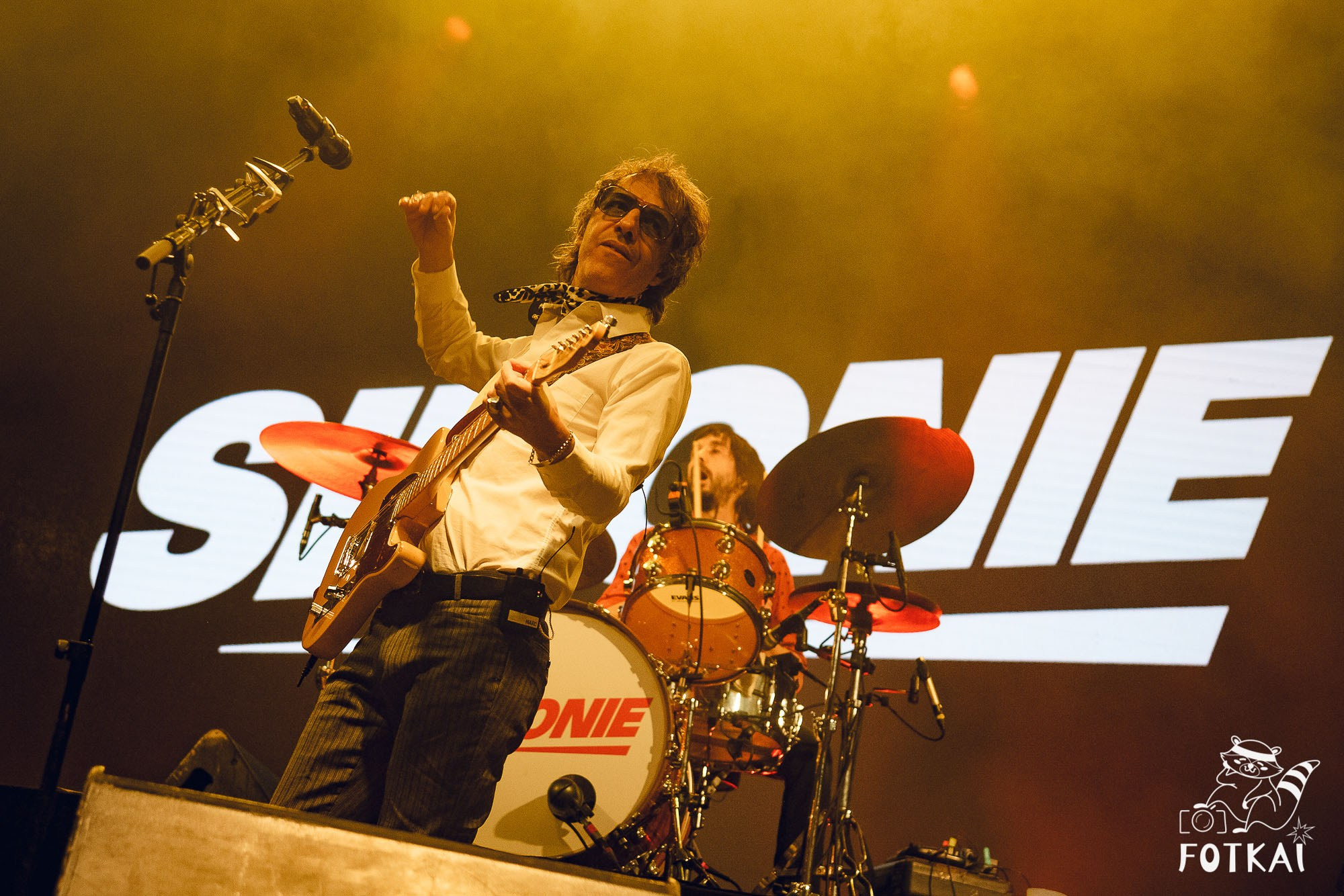 Sidonie en Torrevieja 2025 – Fotos del concierto y reportaje completo | FOTKAI