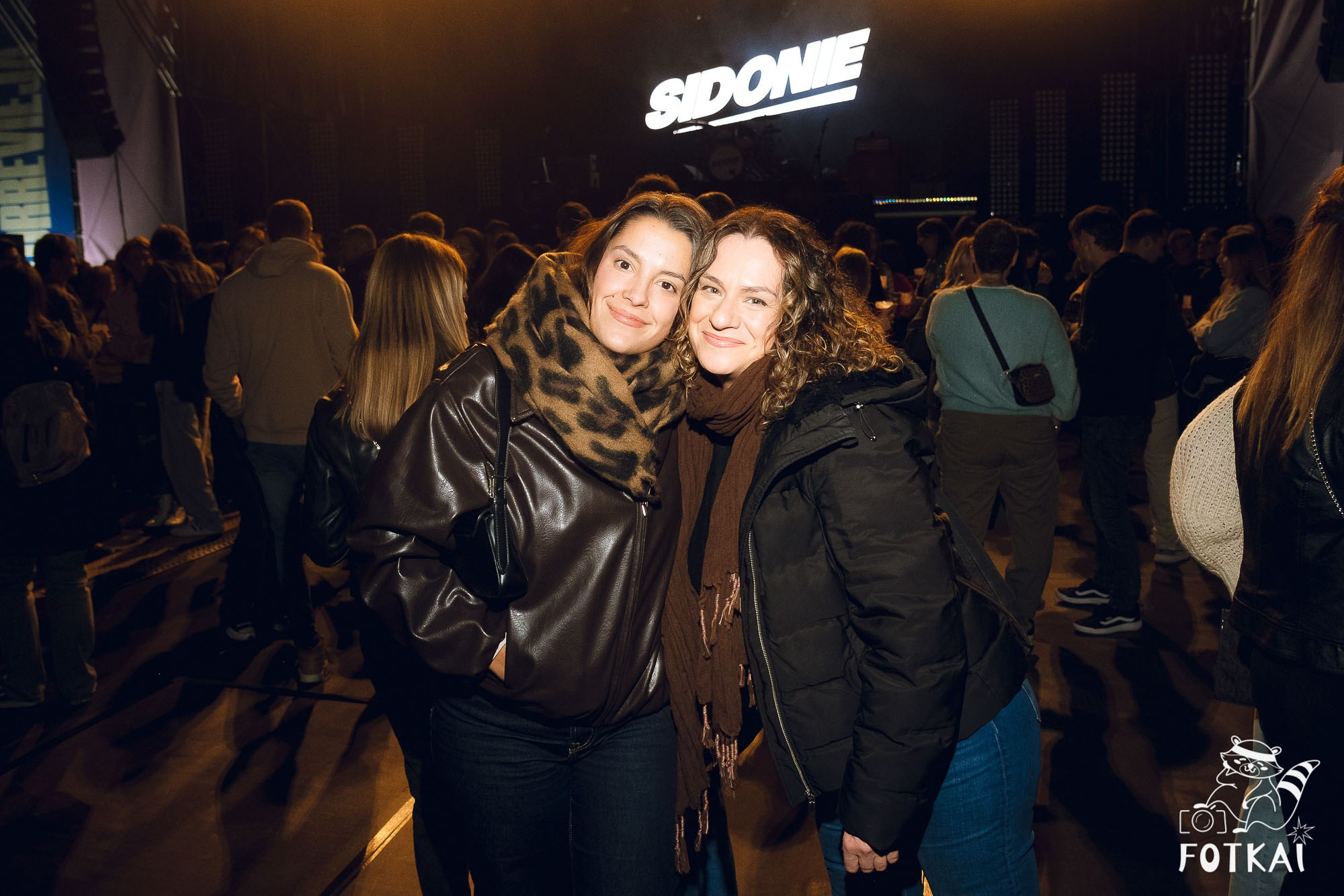 Sidonie en Torrevieja 2025 – Fotos del concierto y reportaje completo | FOTKAI