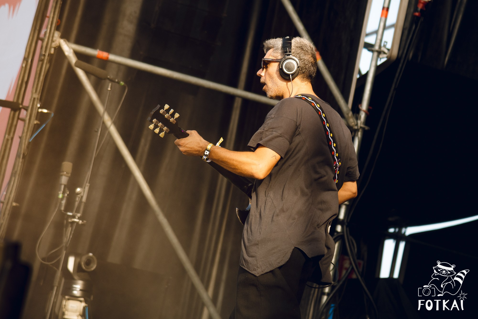 Low Festival 2026 — Full Concert Photo Report from the Opening Night in Torrevieja | FOTKAI