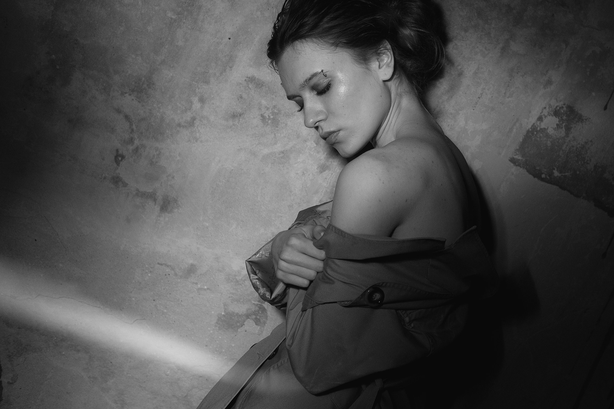 Портрет в стиле Питера Линберга. Надя. Портретный фотограф Алена Новгородцева