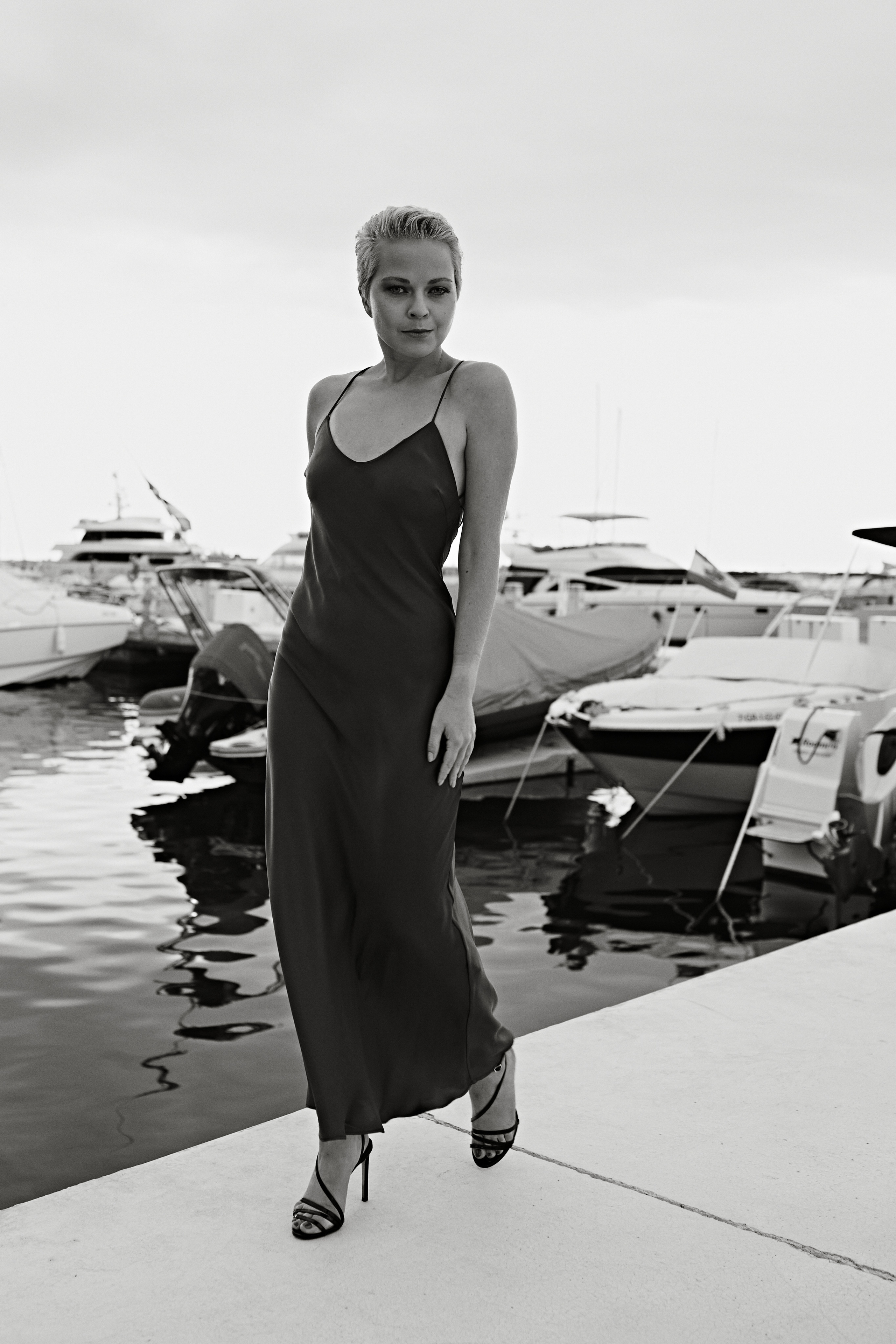 Портретная фотосессия в порту Campomanos. ГЛАВНАЯ