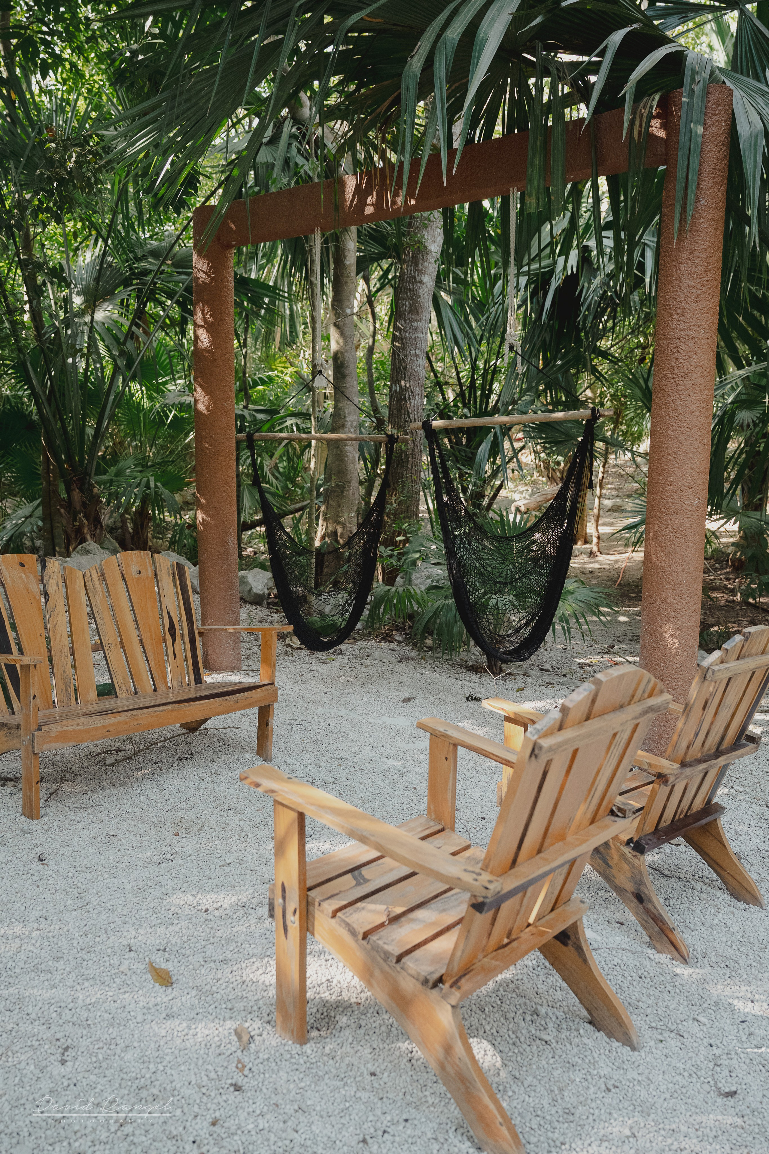 Vanessa and Alejandro´s Mayan Wedding at Kantunchi Park. Destination wedding photographer based in Cancun and Riviera Maya with service worldwide