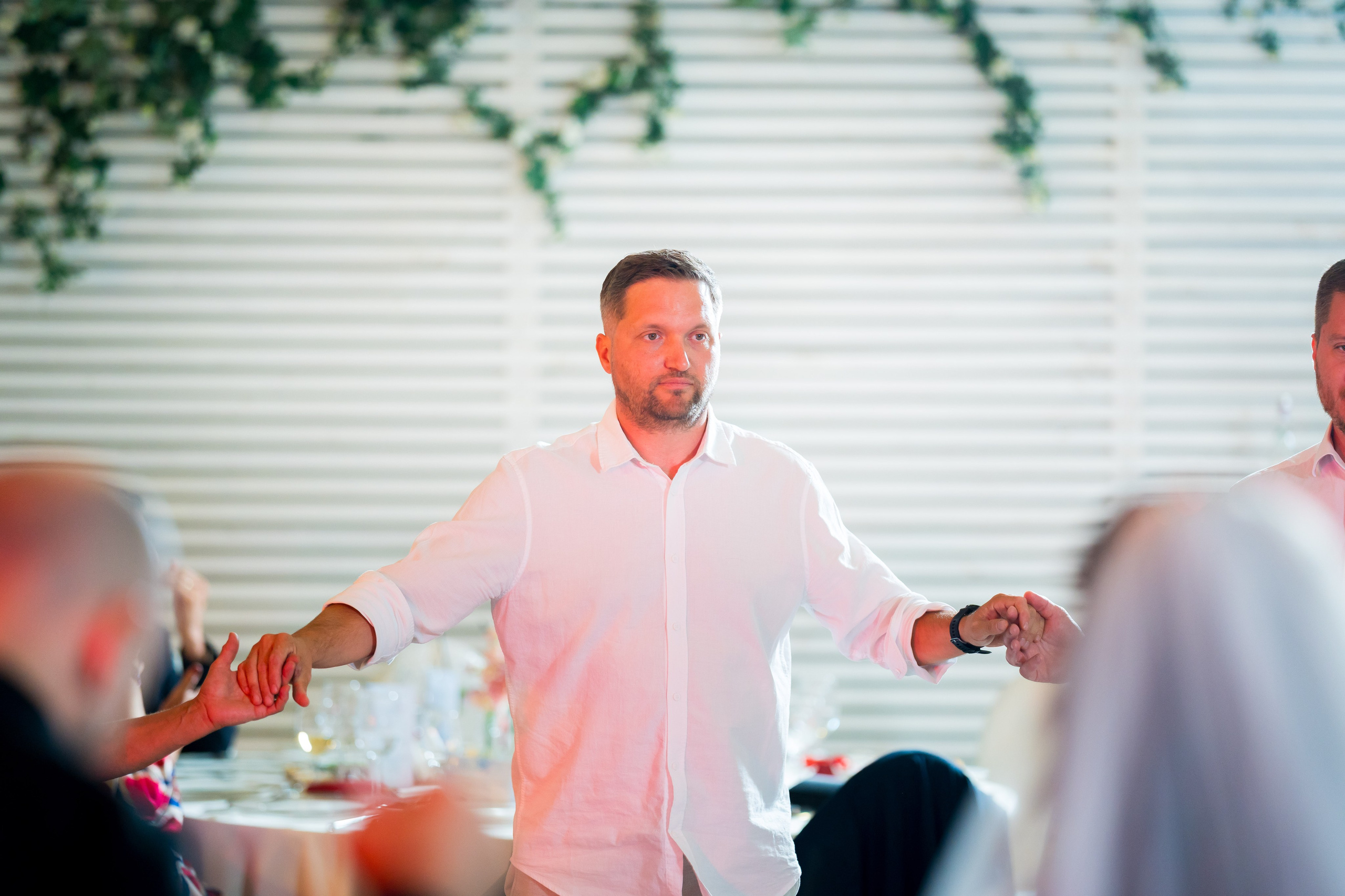 PARTY. Gabriel Florea — Fotograf nuntă București