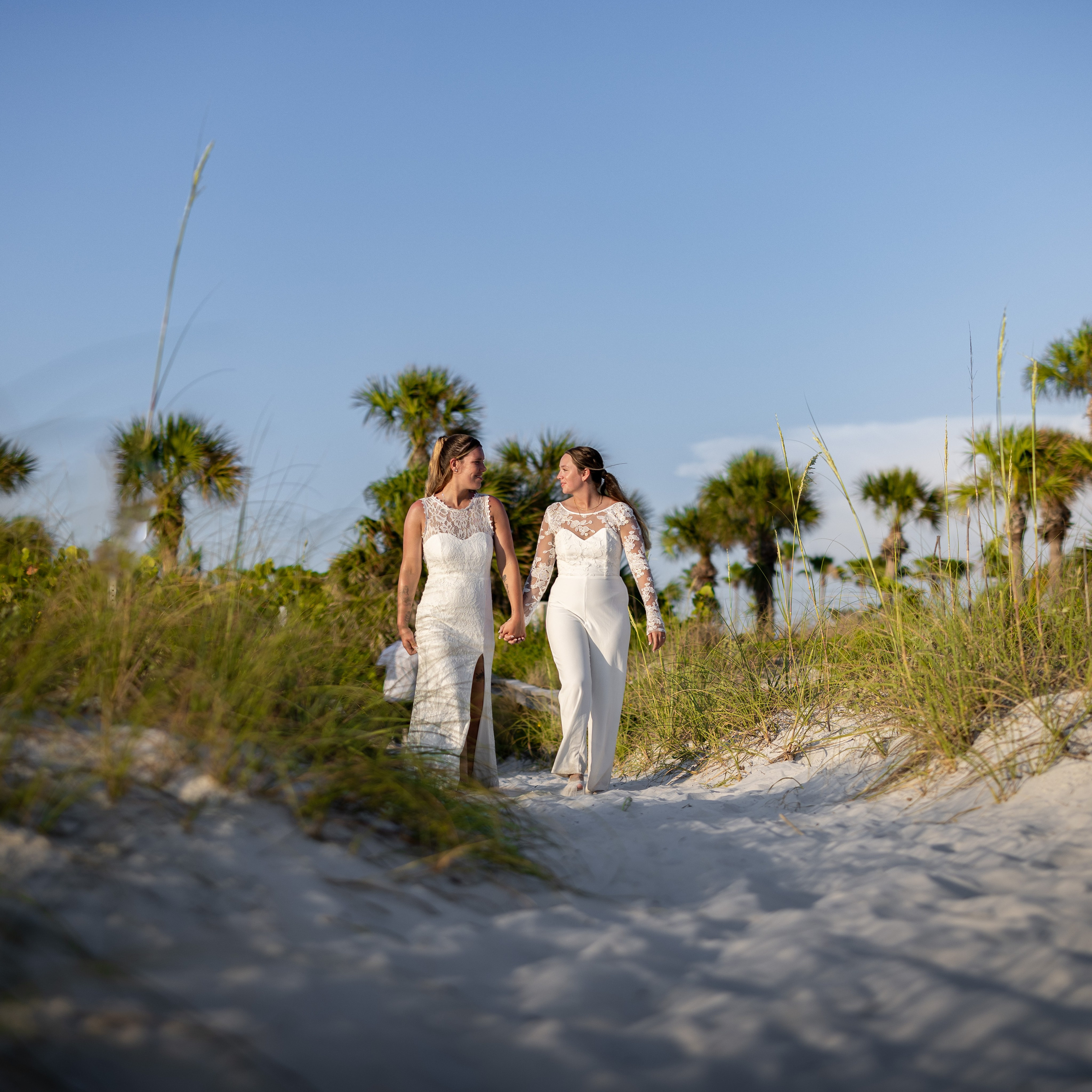 ELOPEMENTS. Wedding Photography & Videography contenting in Tennessee and Florida