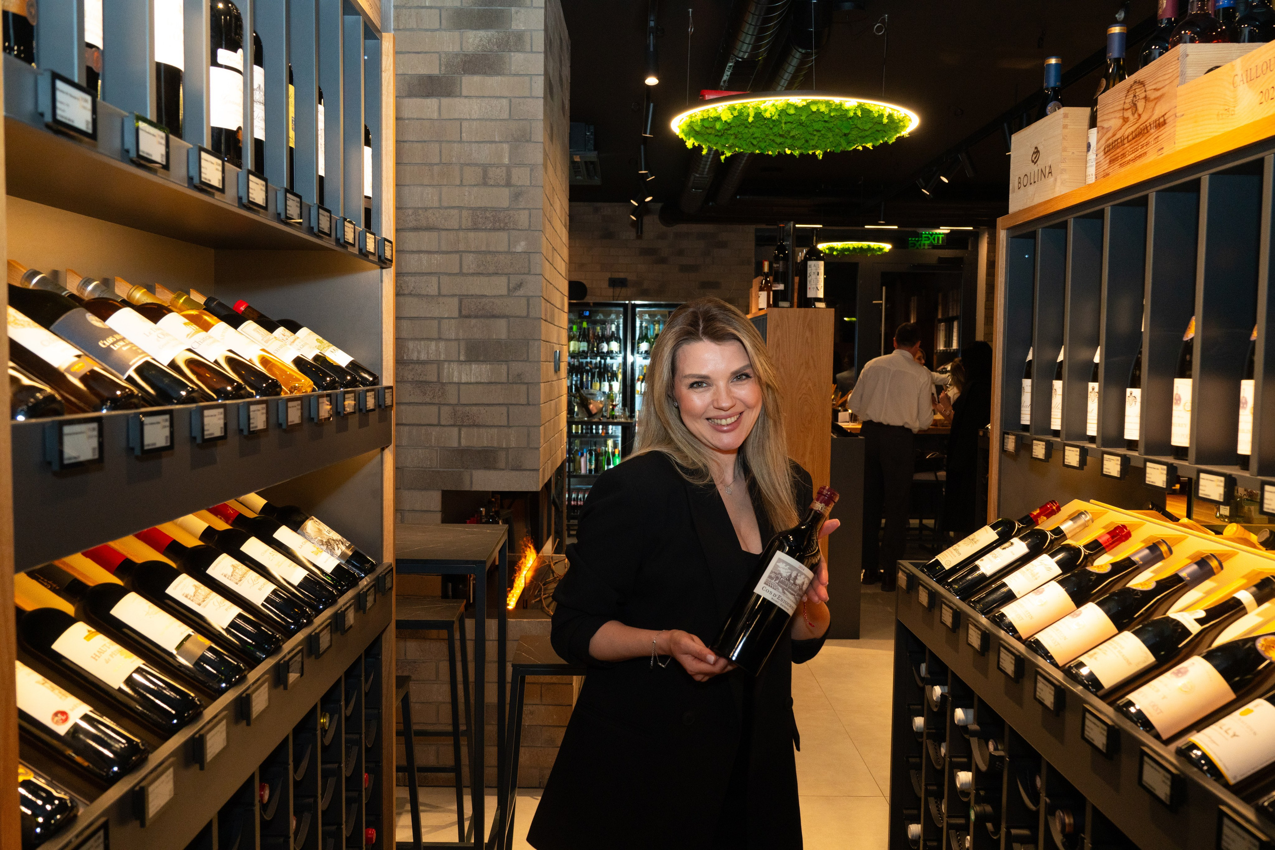 Фоторепортаж с винной дегустации в Софии | Wine Intuition. Portrait & Boudoir Photographer in Sofia | Taymuraz Gumerov