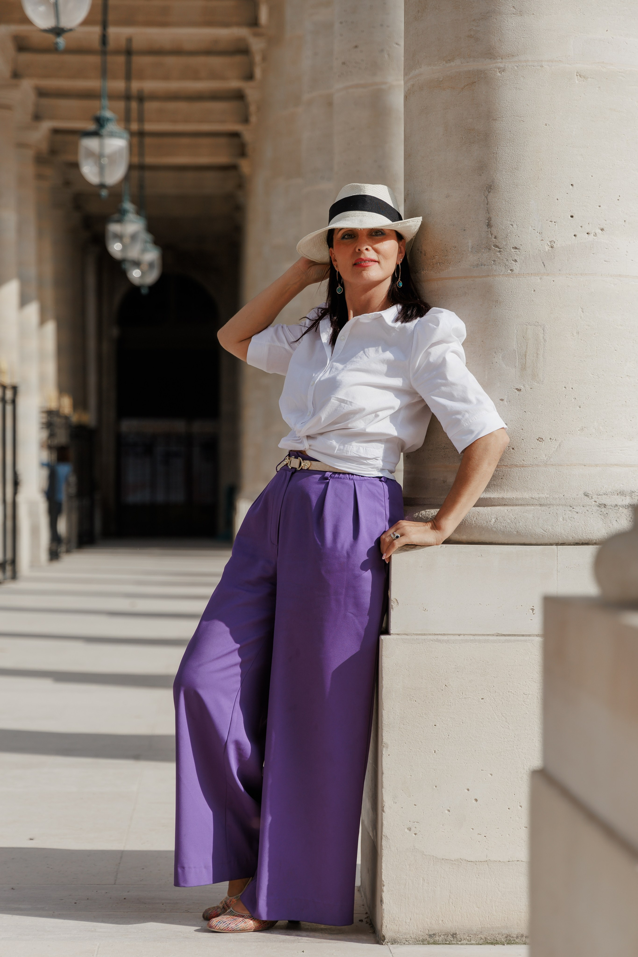 Timeless Elegance: Solo Photoshoot at Palais Royal. Photographe à Paris