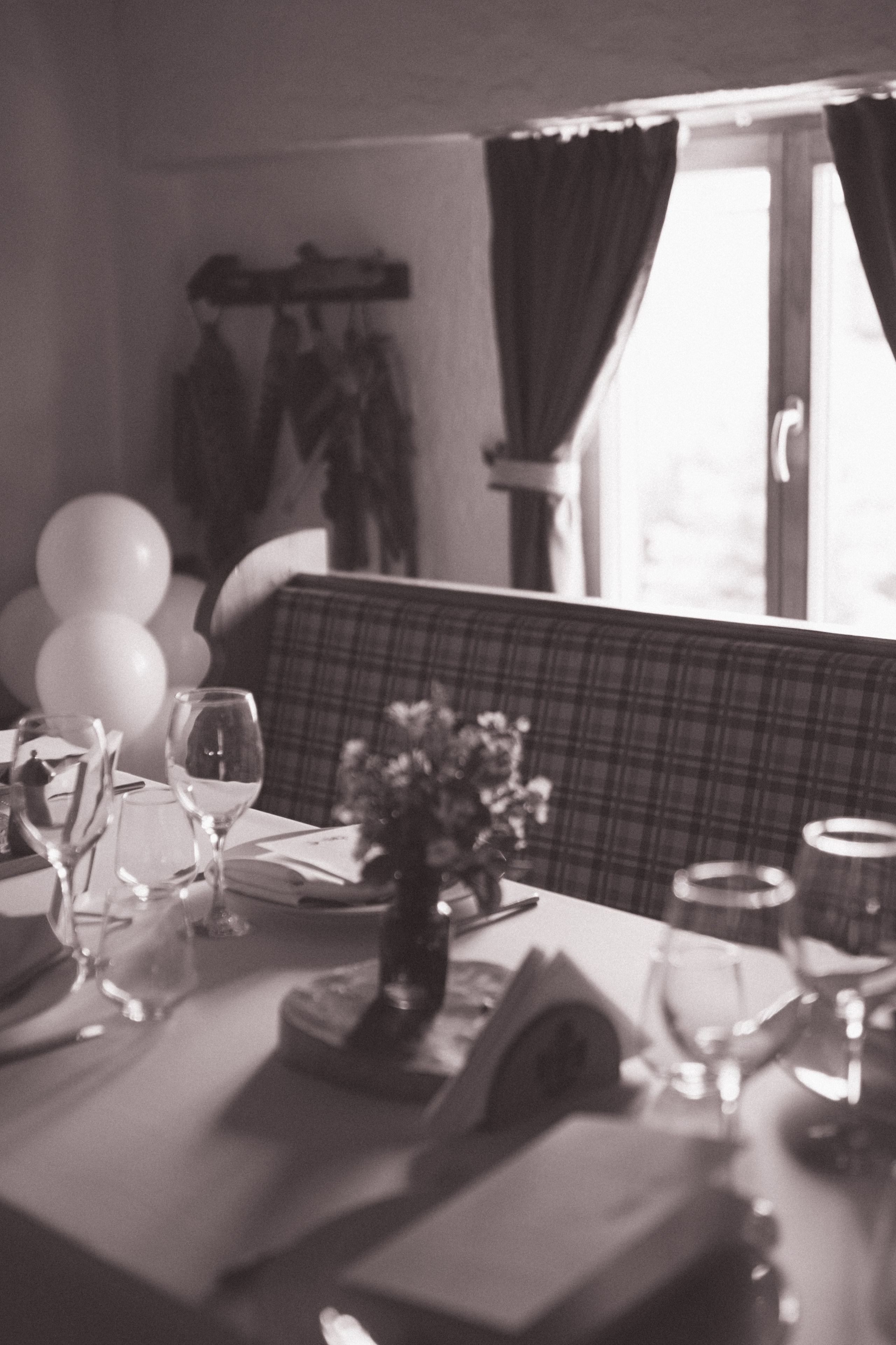 Fotografie de Eveniment Brașov: Povești Vizuale | Mădălina Beda. Madalina Beda- Artist vizual, fotograf, doula la nastere, consultant babywearing Brasov si in toata tara