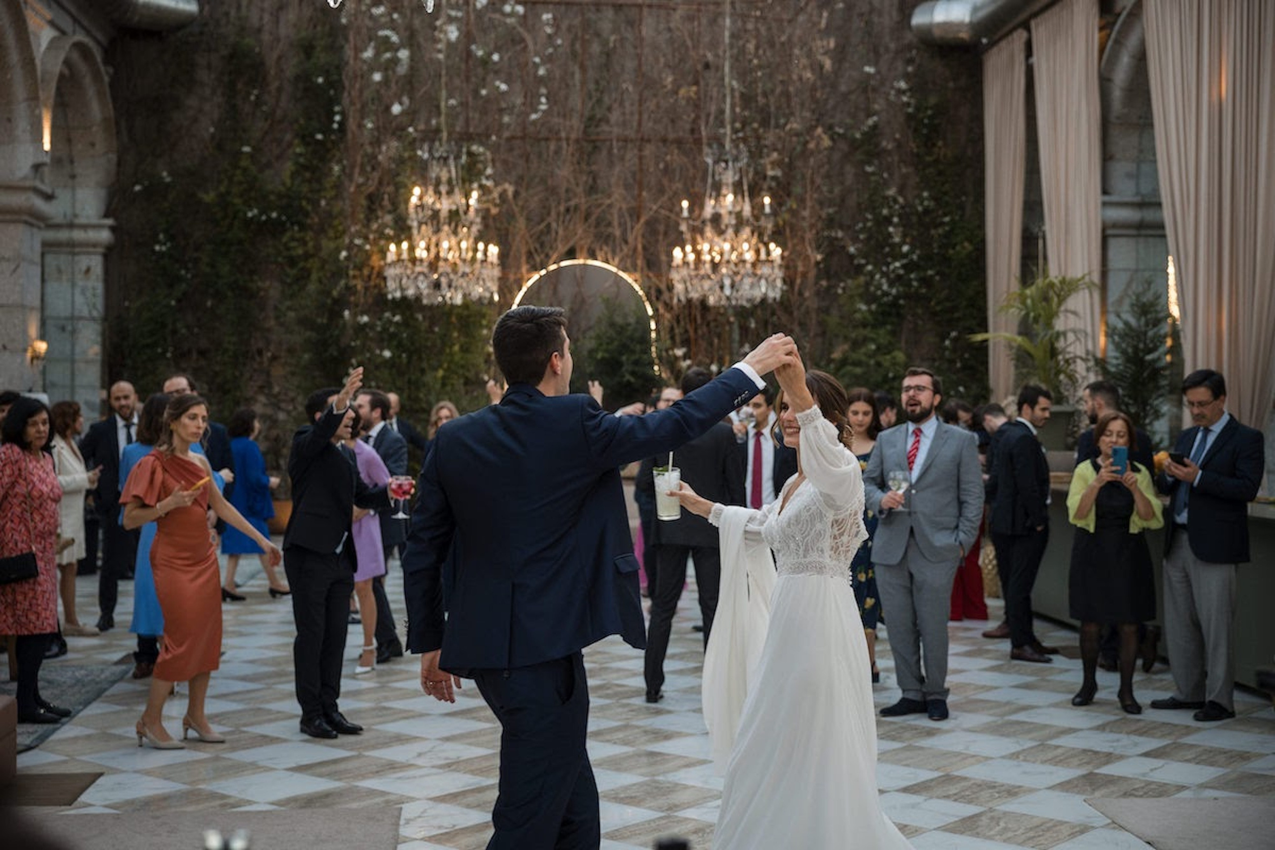Elegant Wedding at Solar da Levada Braga. Lisbon Wedding Photographer | Elegant Wedding Storytelling