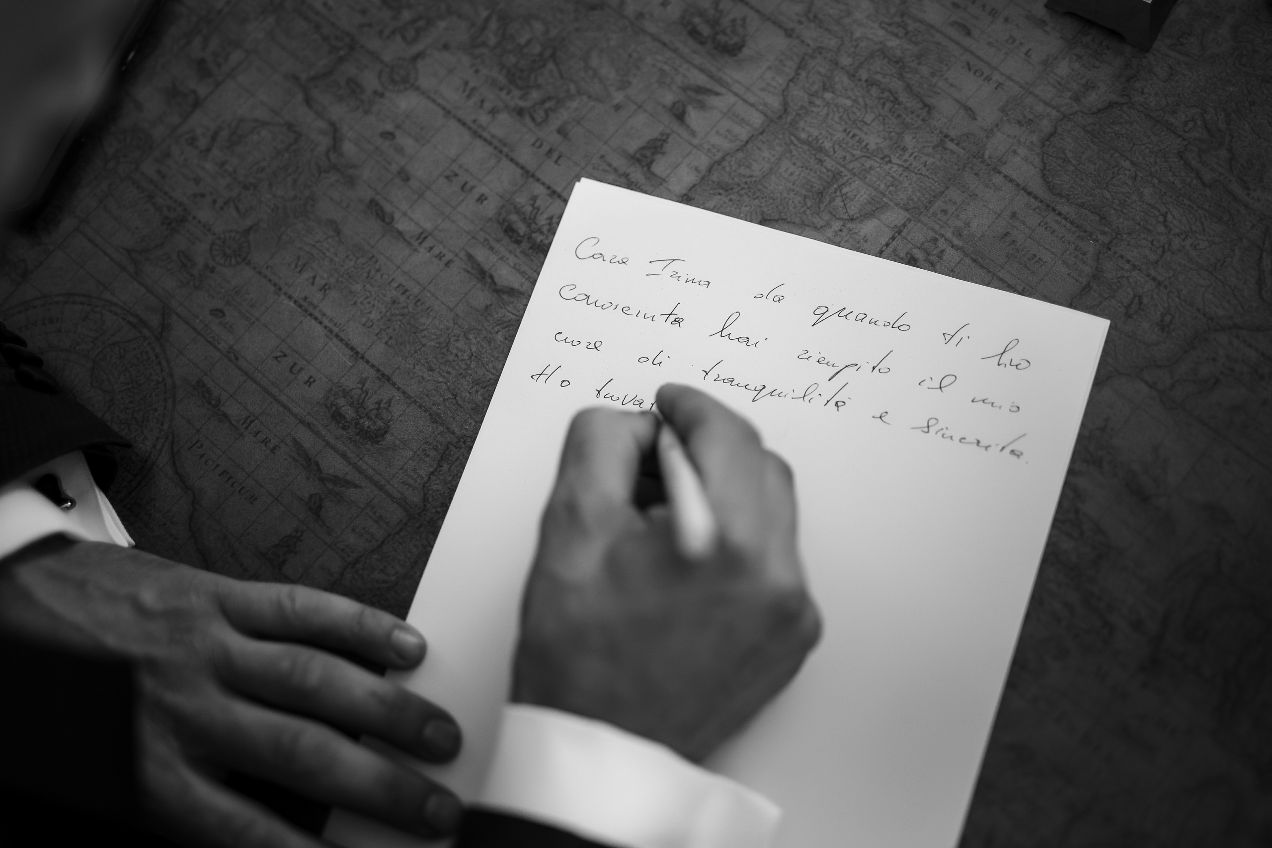 Ruslan & Irina Location: Villa Foleia, Milano