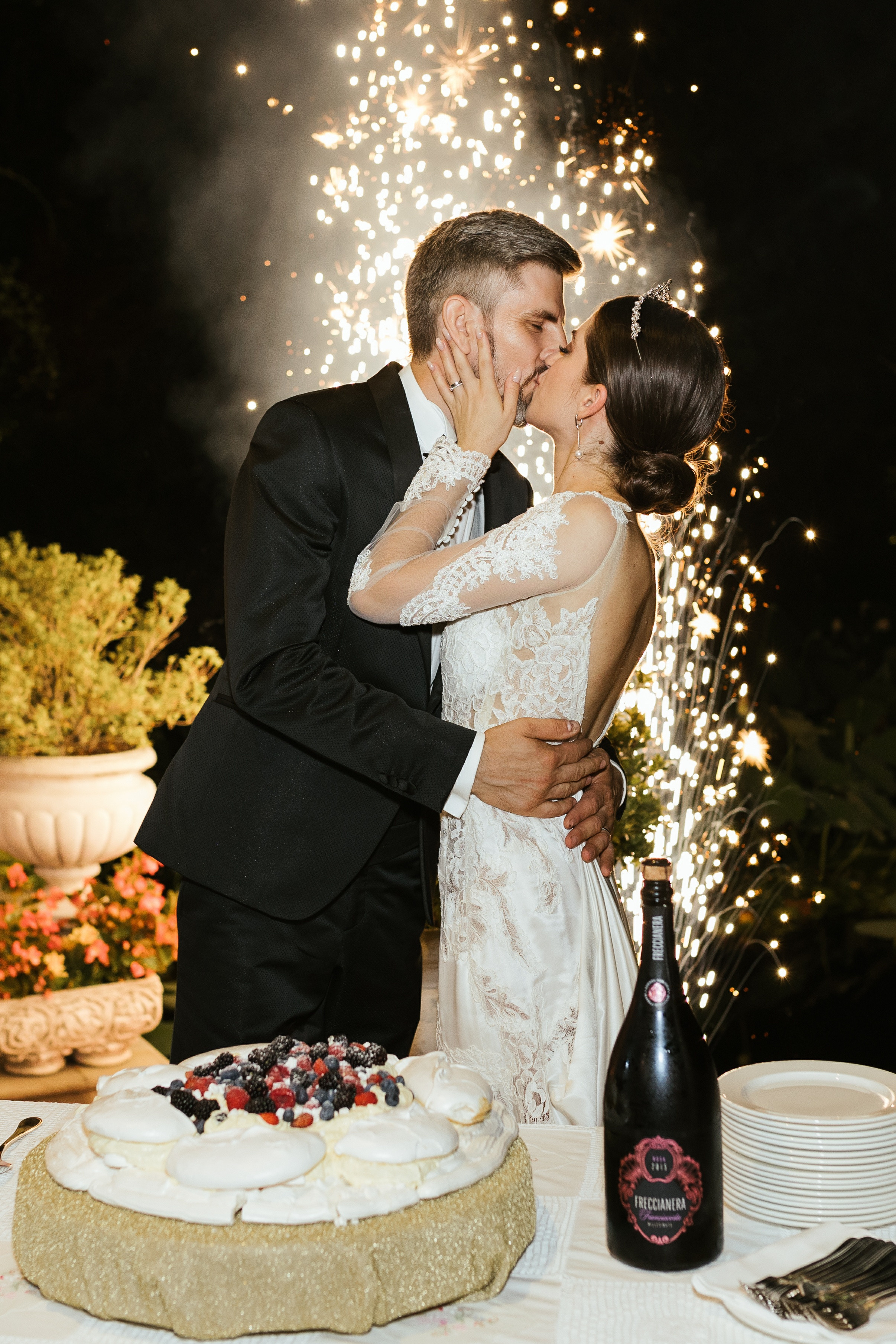 Ruslan & Irina Location: Villa Foleia, Milano