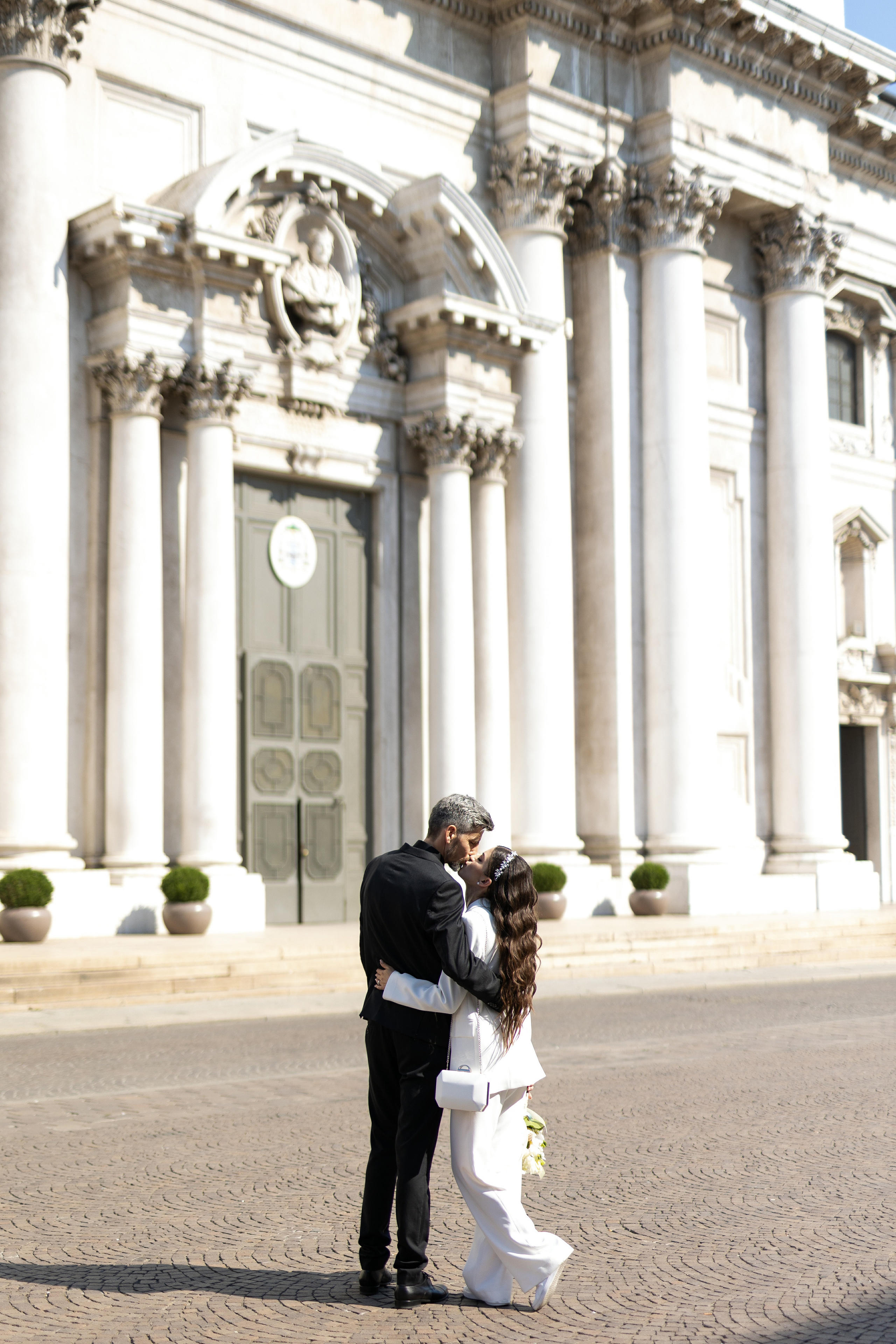 Ruslan & Irina Location: Villa Foleia, Milano