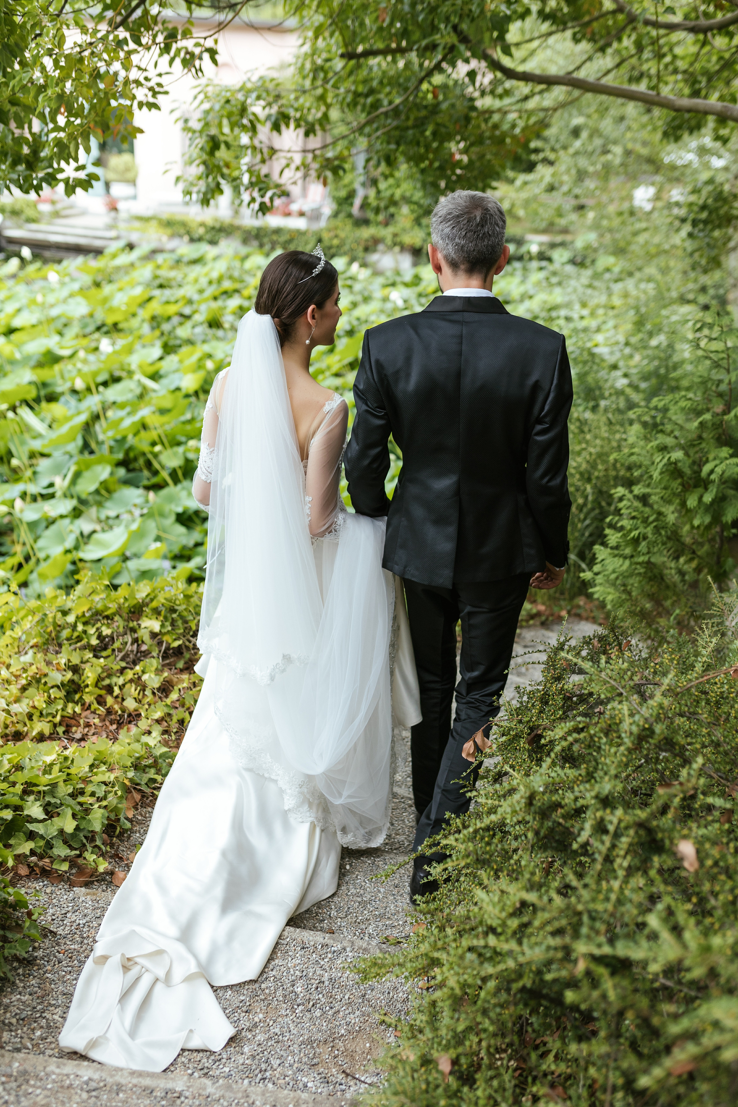 Ruslan & Irina Location: Villa Foleia, Milano