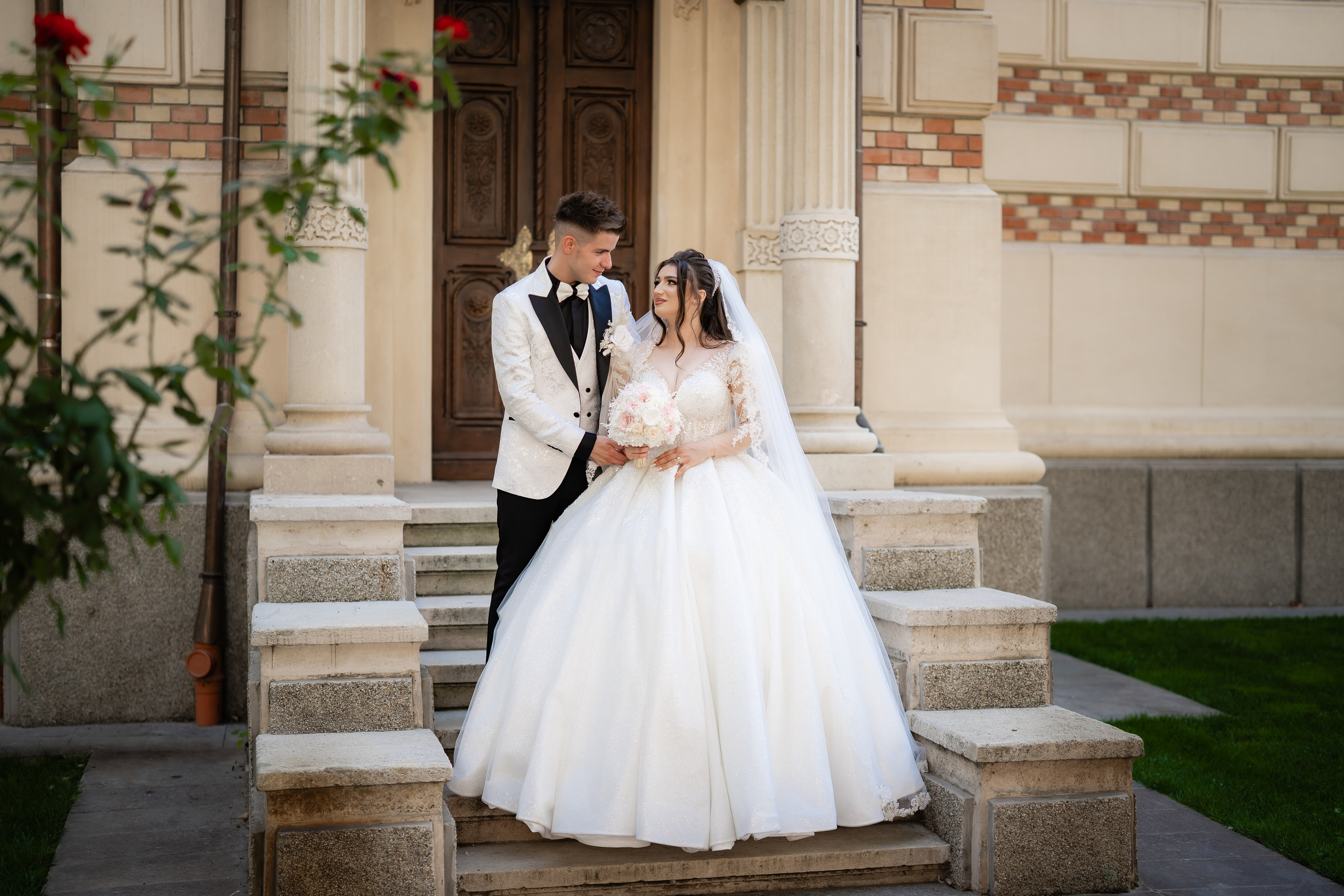 Nunta in mijloc de vara - Anne Marie & Cristian. Fotografi de nunta in Bucuresti, Iulia si Stefan Ovidiu