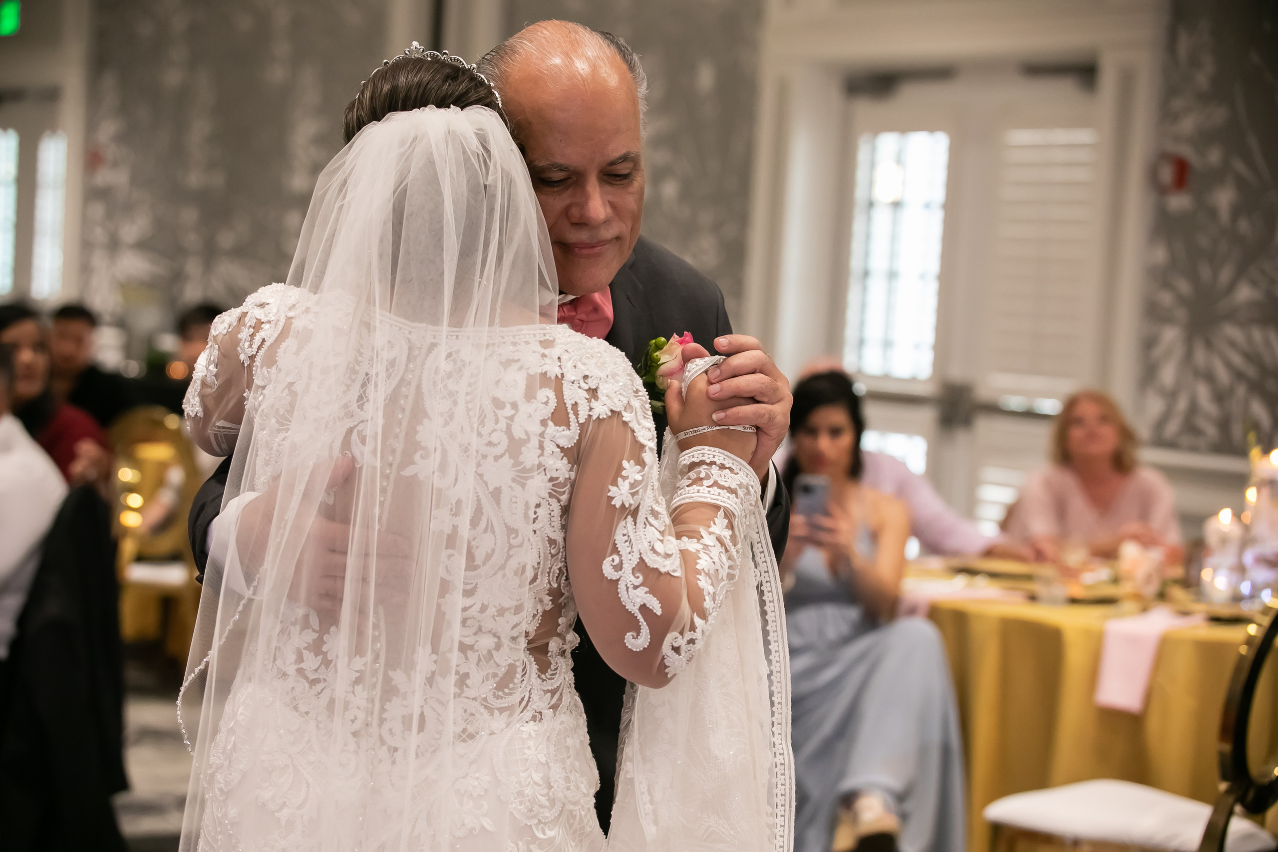 Wedding in The Lue Gardens intimate wedding photography. Lana Photography — Wedding & Family Photographer in Florida & Beyond