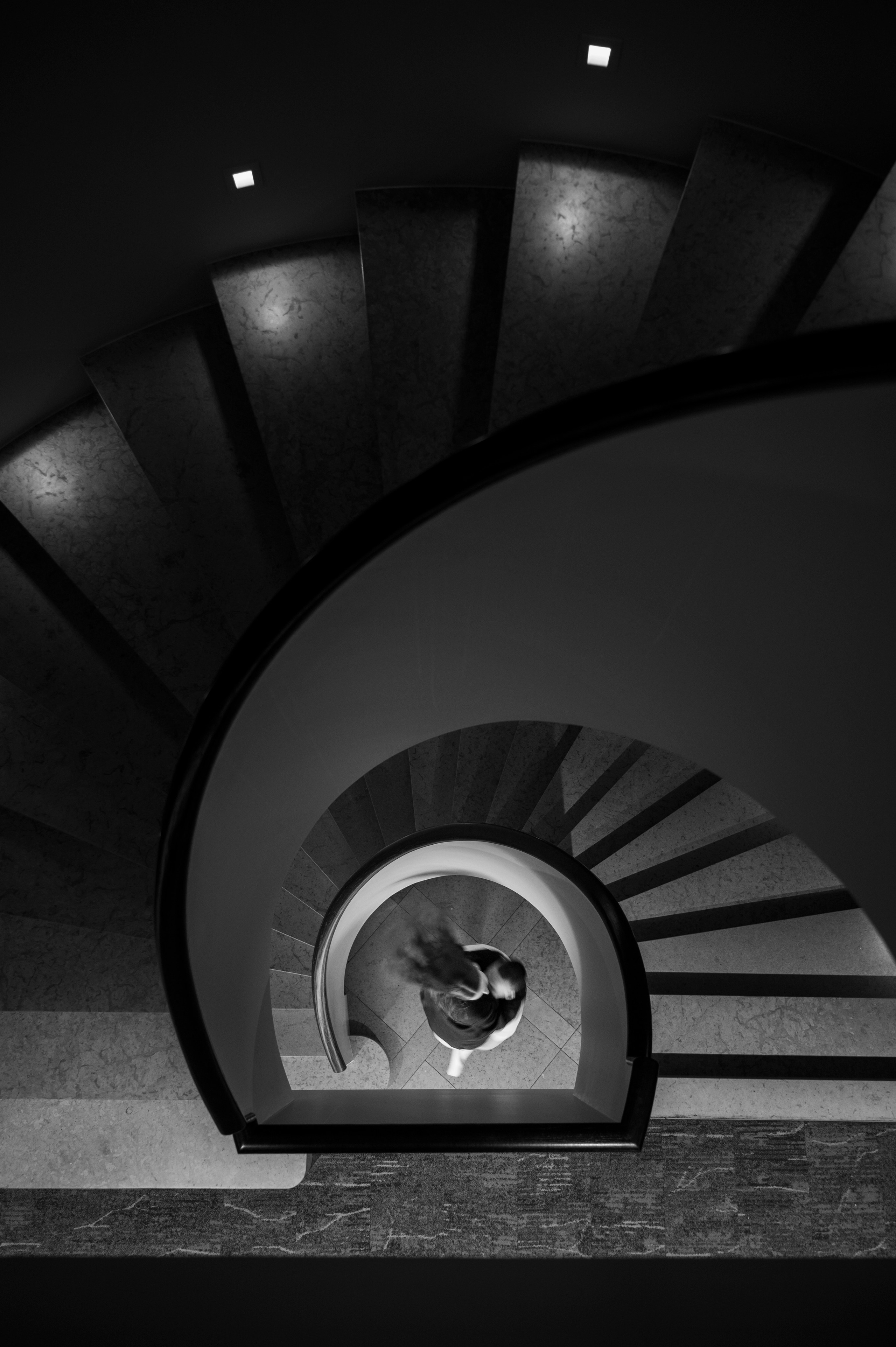 At the Old Hotel. Photographer Tallinn — Wedding | Family | Love Story