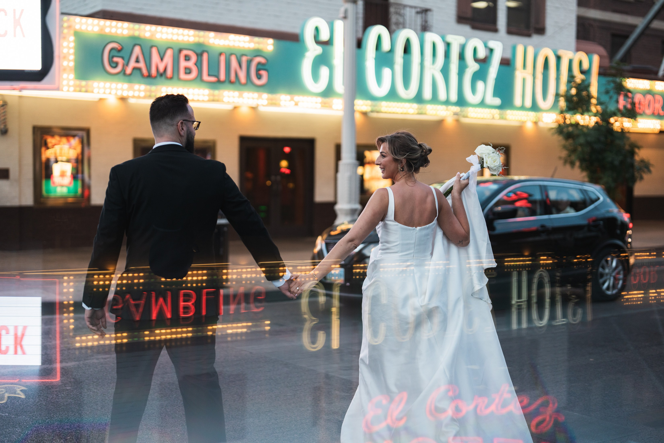 Bronislava&Sebastian. Wedding & elopement photographer Viktoriya Kravtsov. Las Vegas