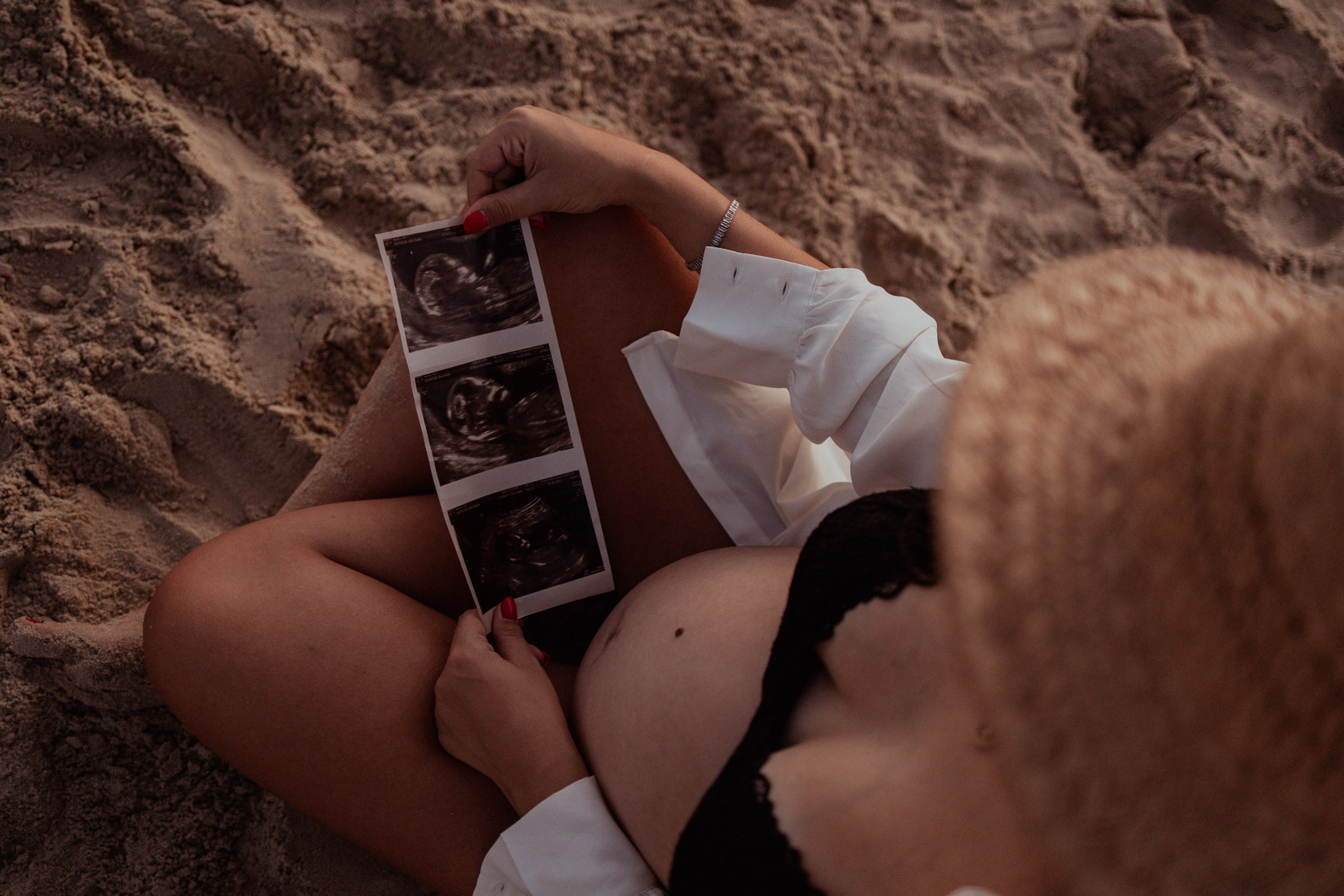 צילומי הריון שקיעה. דף בית