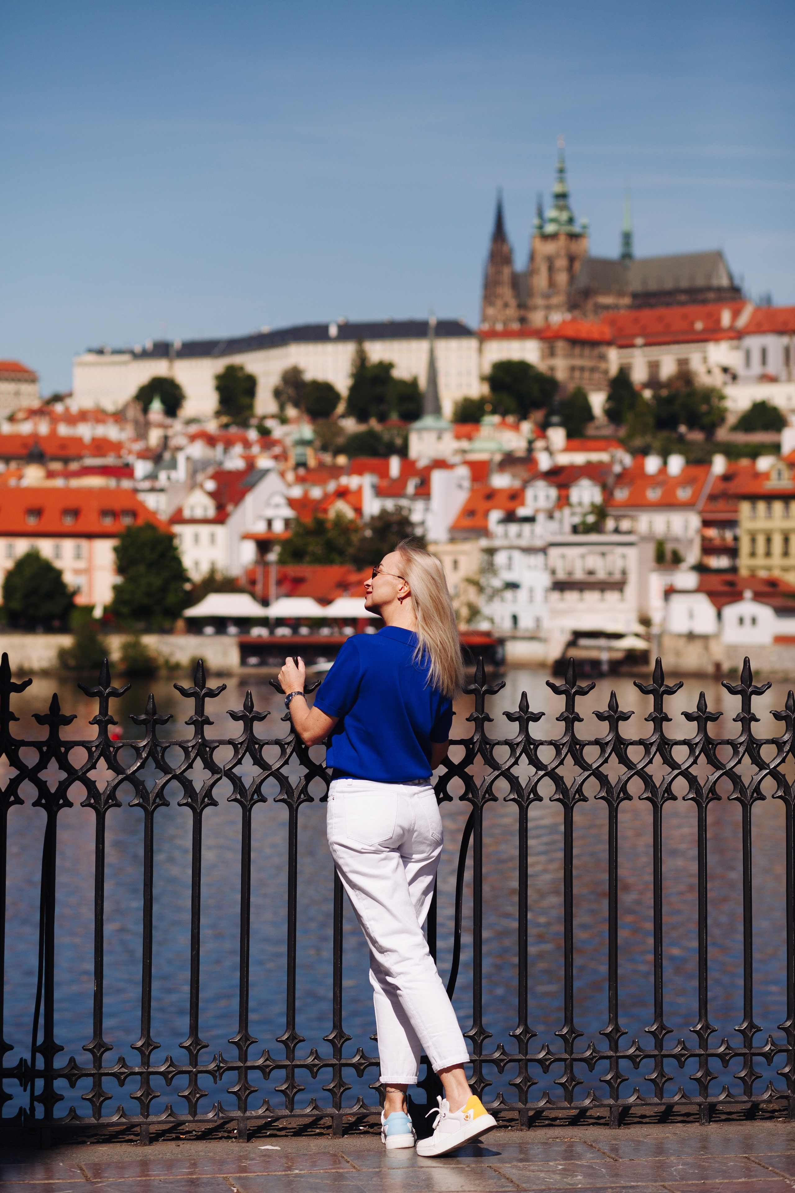 Julie, Inna & Kate. Photographer in Prague for tourists
